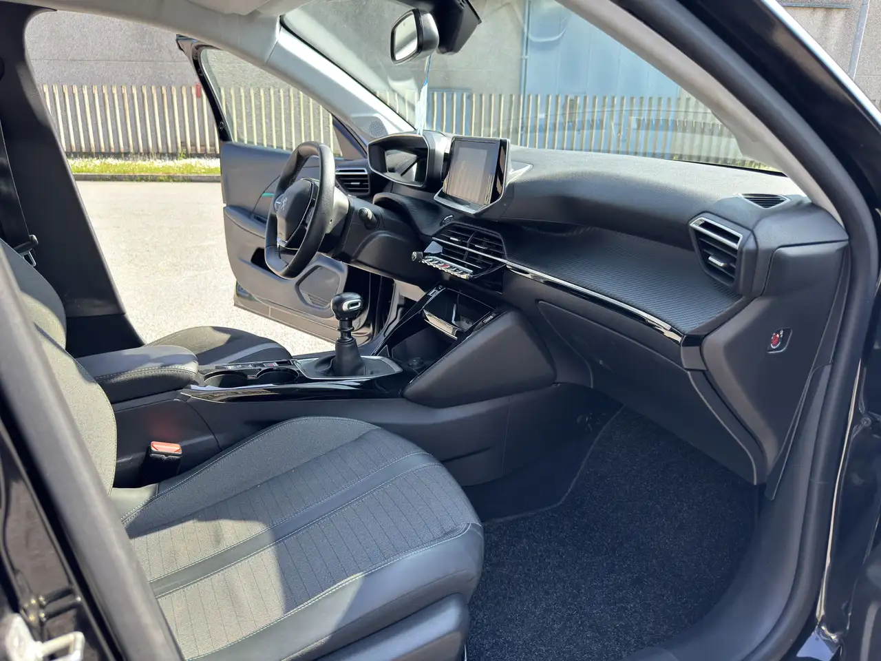 Peugeot 208 208 II 2019 1.2 puretech Allure Pack s 12