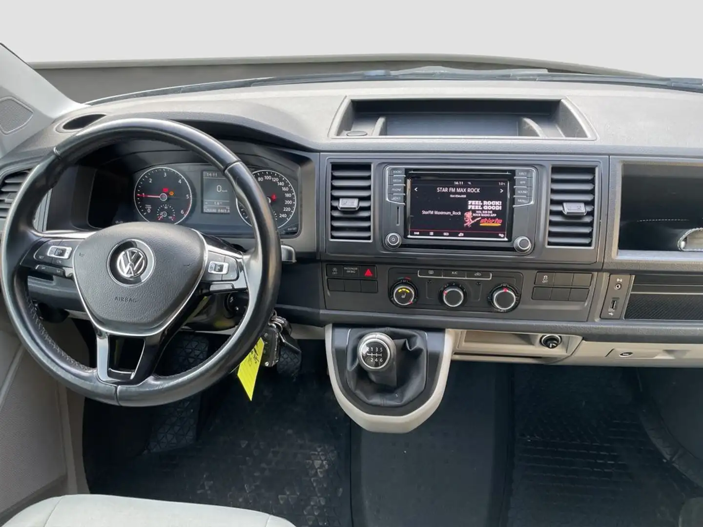 Volkswagen T6 Transporter Lang 2.0 TDI 4-Motion 110 kW Silber - 2