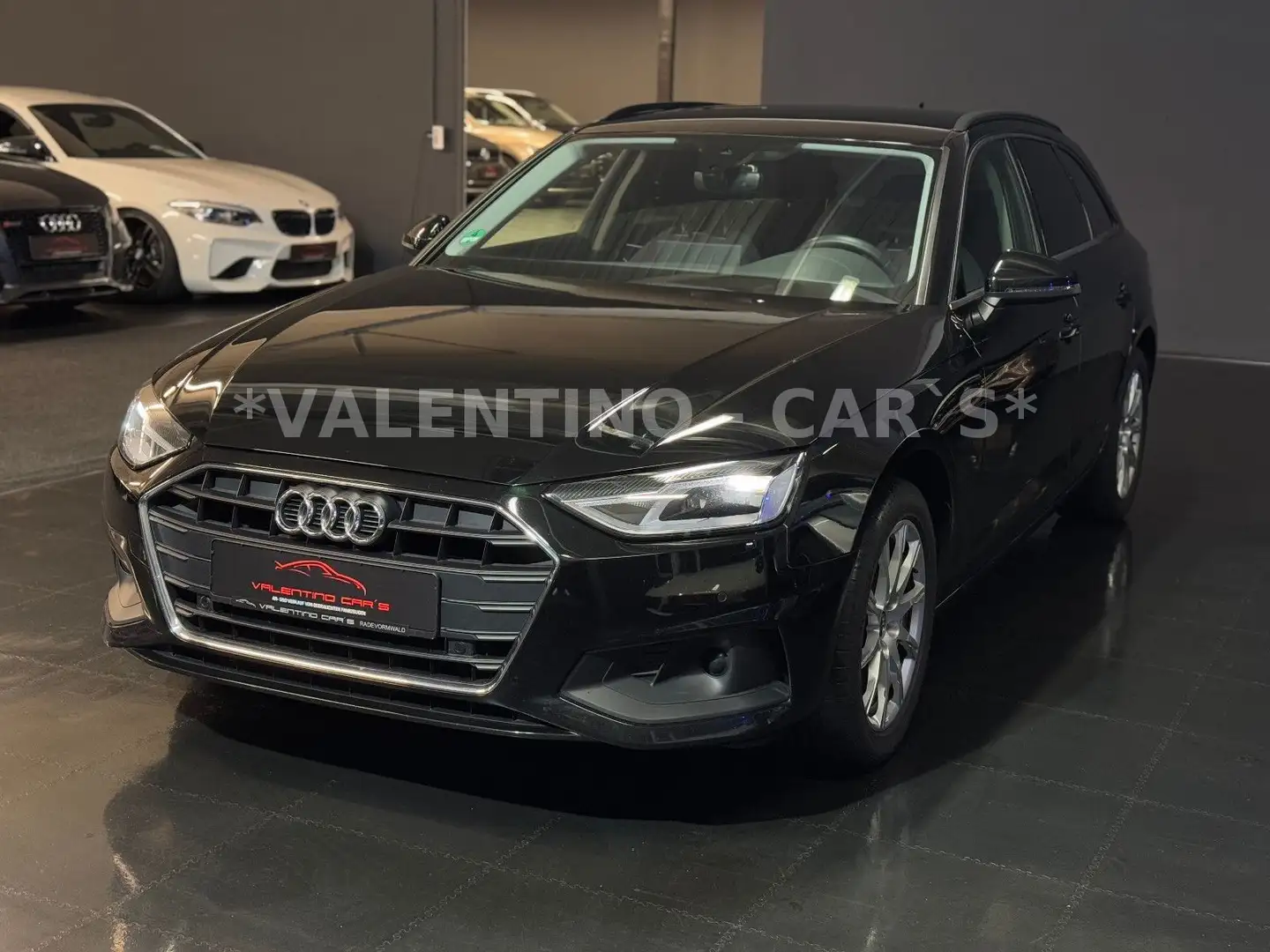 Audi A4 Avant 35 TDI S-Tronic/Navi/Ahk/Ambiente/DAB Noir - 2