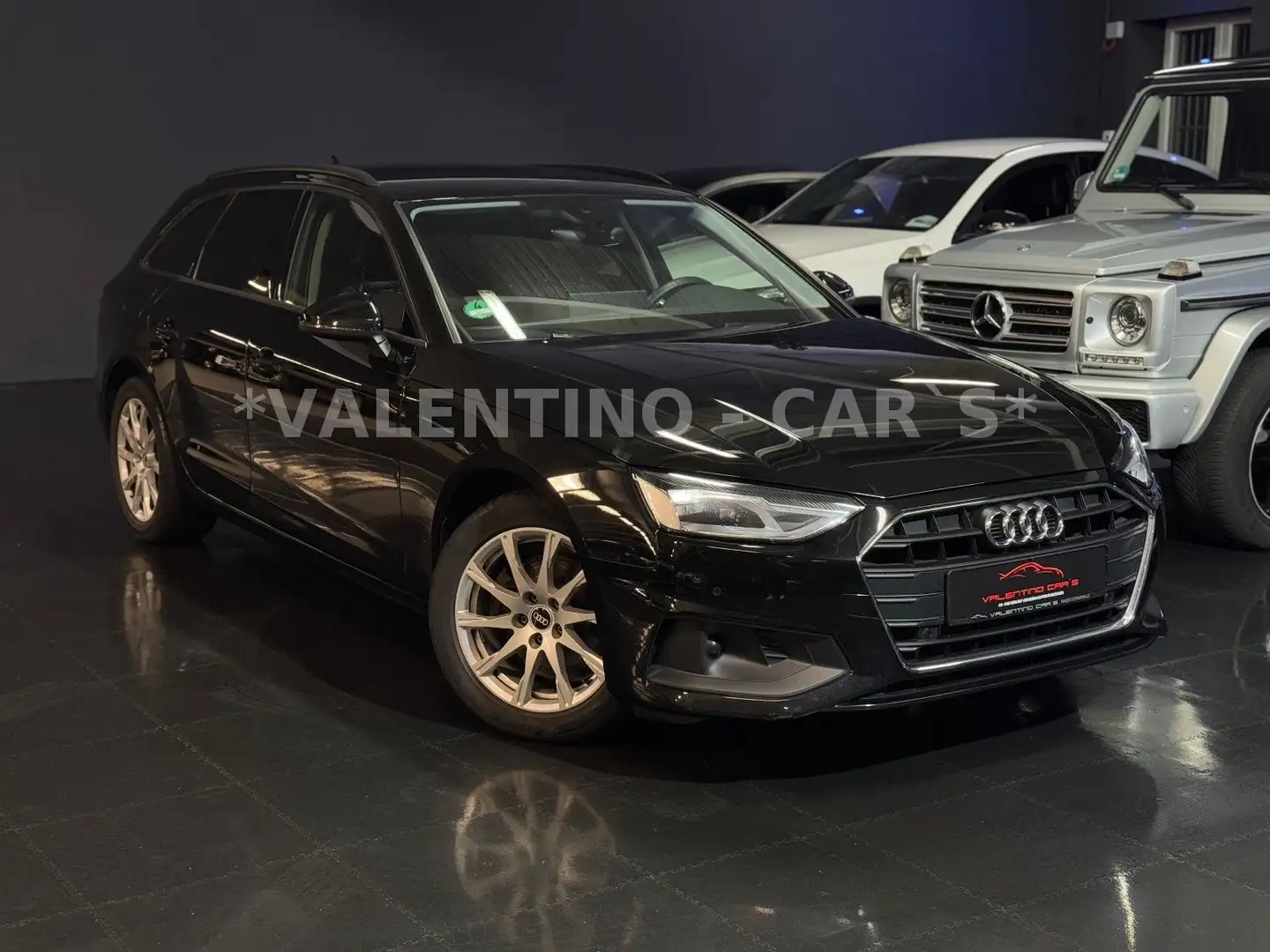 Audi A4 Avant 35 TDI S-Tronic/Navi/Ahk/Ambiente/DAB Noir - 1