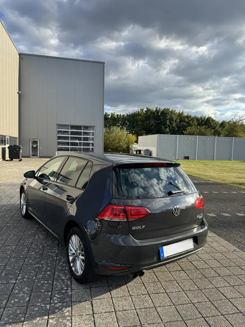 Volkswagen Golf 2.0 TDI 4Motion BlueMotion Technology Comfortline - 2