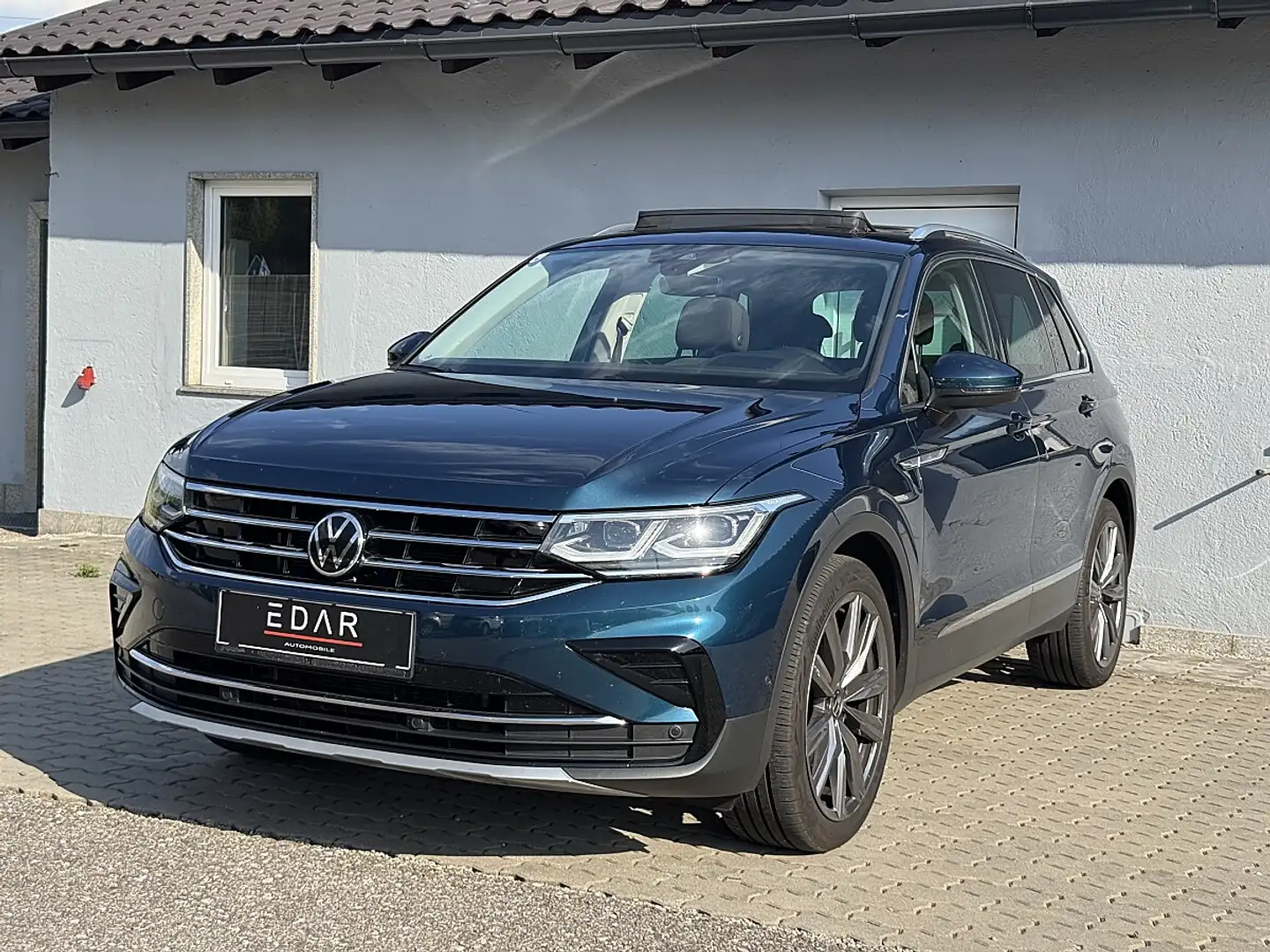 Volkswagen Tiguan 1,5 TSI ACT Elegance DSG*Pano*Headup*Totwinkel*... Blau - 2