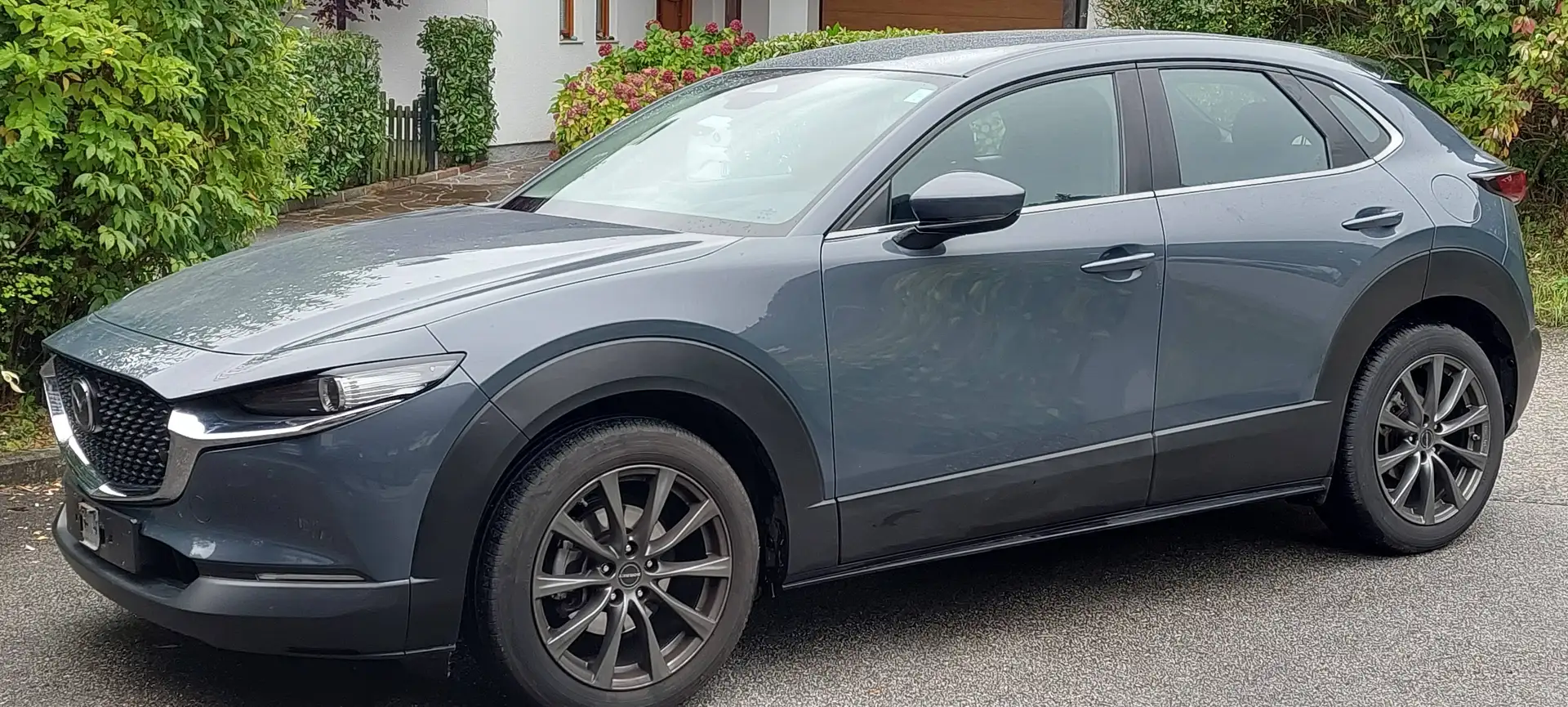 Mazda CX-30 CX-30 e-Skyactive G122 Exclusive-Line Exclusive-Line Blau - 1