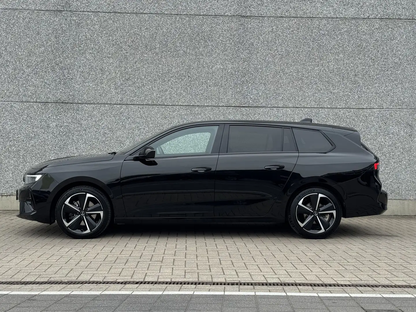 Opel Astra 1.2T 130PK GS 360CAM/GPS/WINTERPACK/KEYLESS Noir - 2