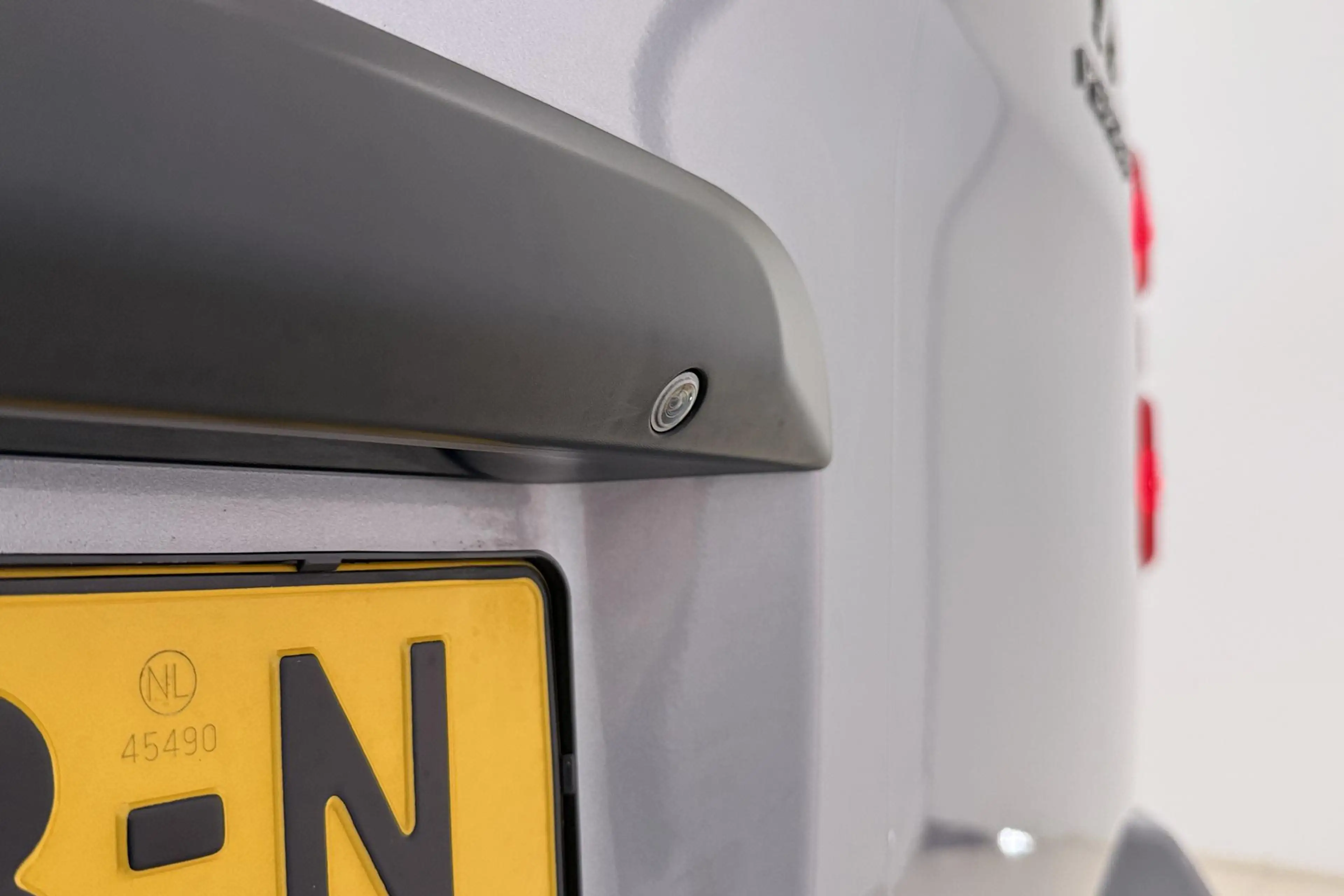 Peugeot Expert 2.0 BlueHDI 180pk Automaat Standard Asphalt | Navi — photo 14