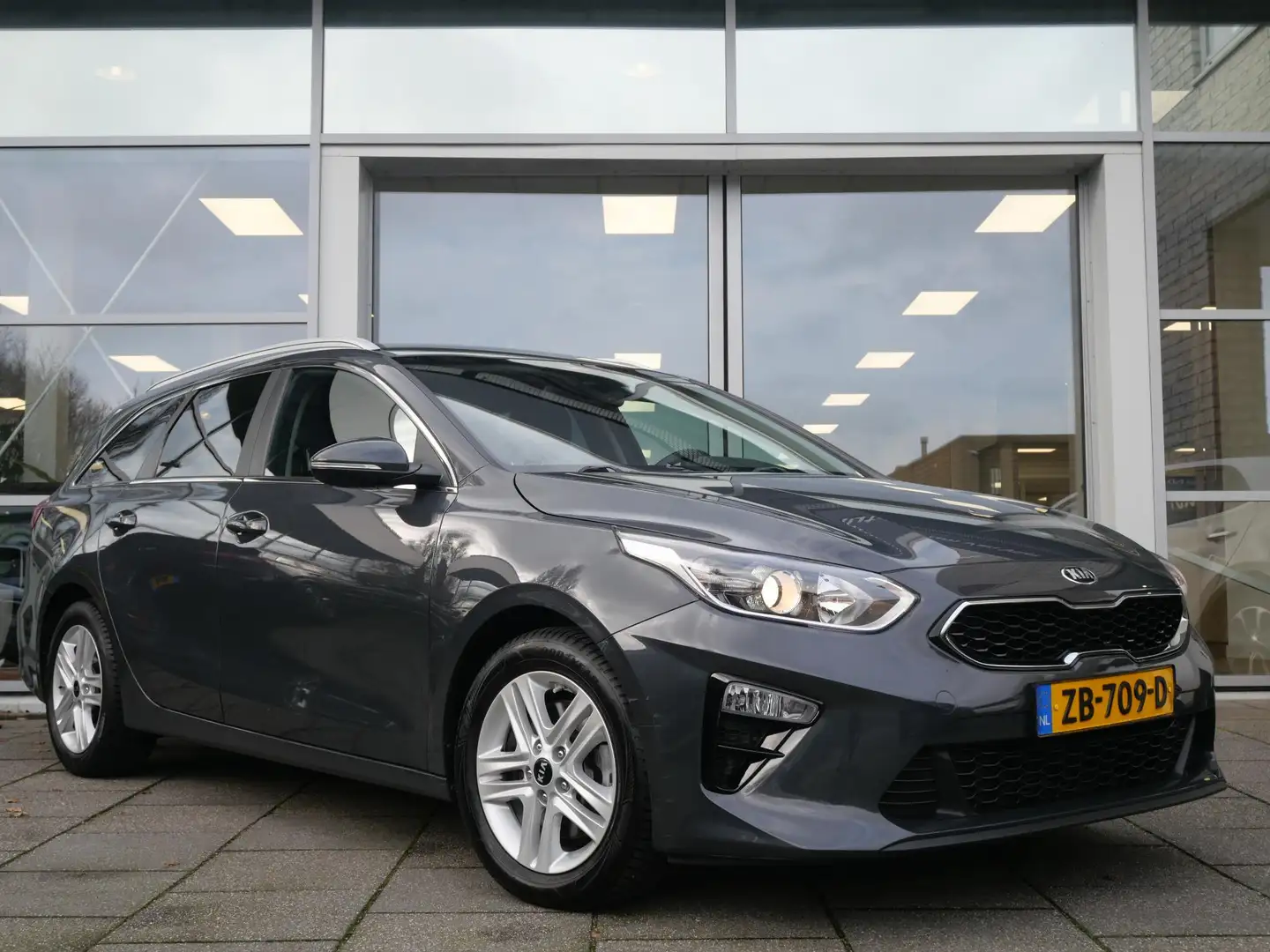 Kia Ceed SW / cee'd SW Sportswagon 1.0 T-GDi DynamicLine | Cruise | Clima Gri - 2