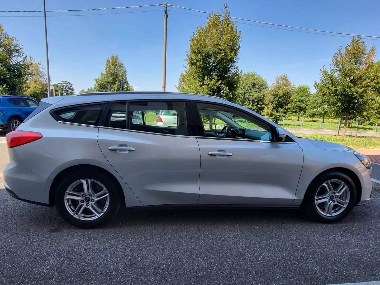Ford Focus 1.5 EcoBlue 120 CV automatico SW Business Co-Pilot Silber - 2