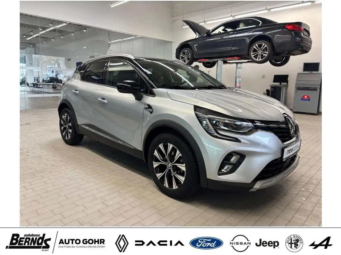 Renault Captur TCe Mild Hybrid 140 GPF TECHNO FAST TRACK Grau - 2