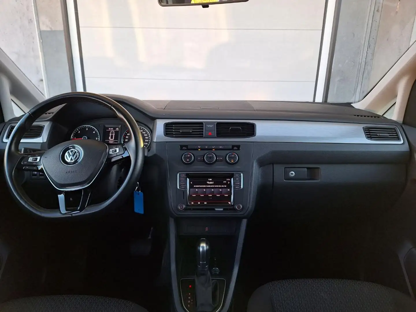 Volkswagen Caddy 2.0 TDI 102 CV DSG Plus 5 POSTI N1 N°FY086 Blanco - 2