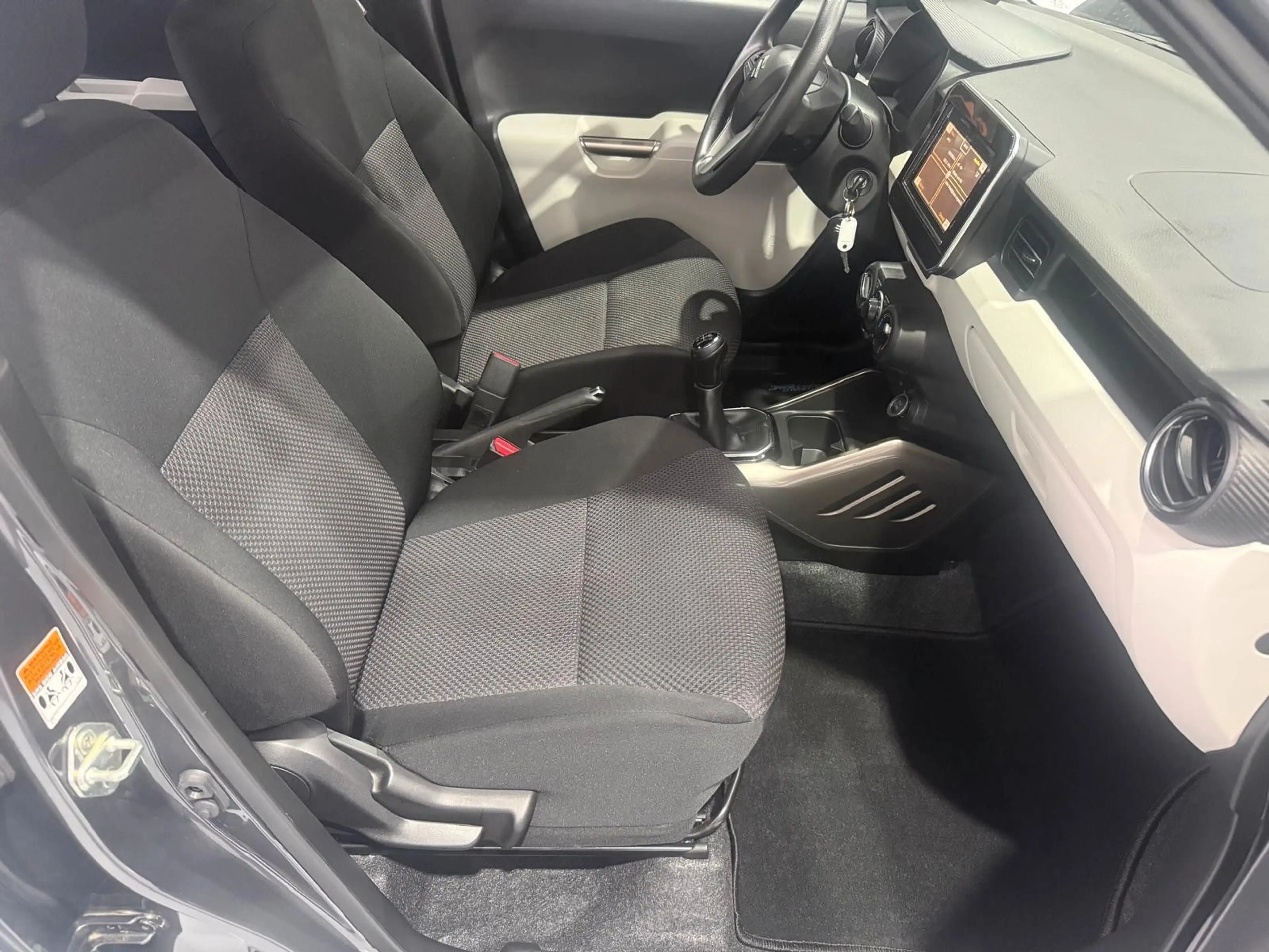 Suzuki Ignis Comfort 4x4 Kamera — photo 12