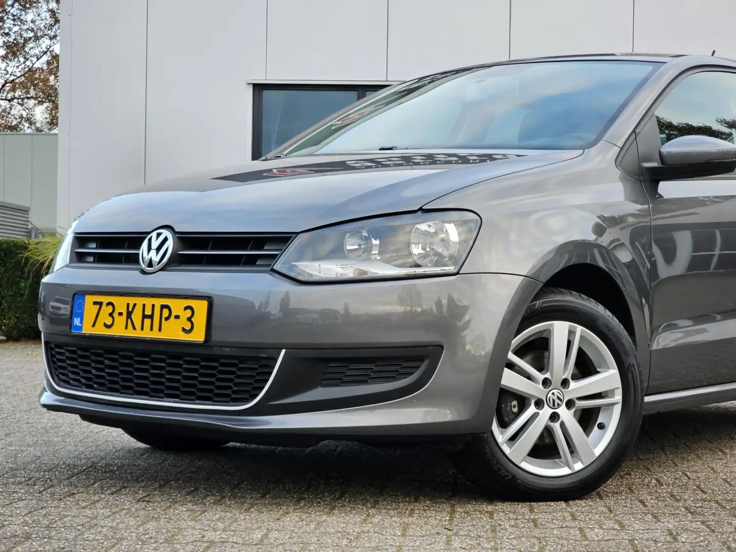 Volkswagen Polo 1.4-16V Comfortline TREKHAAK CRUISE LMV Grigio - 2