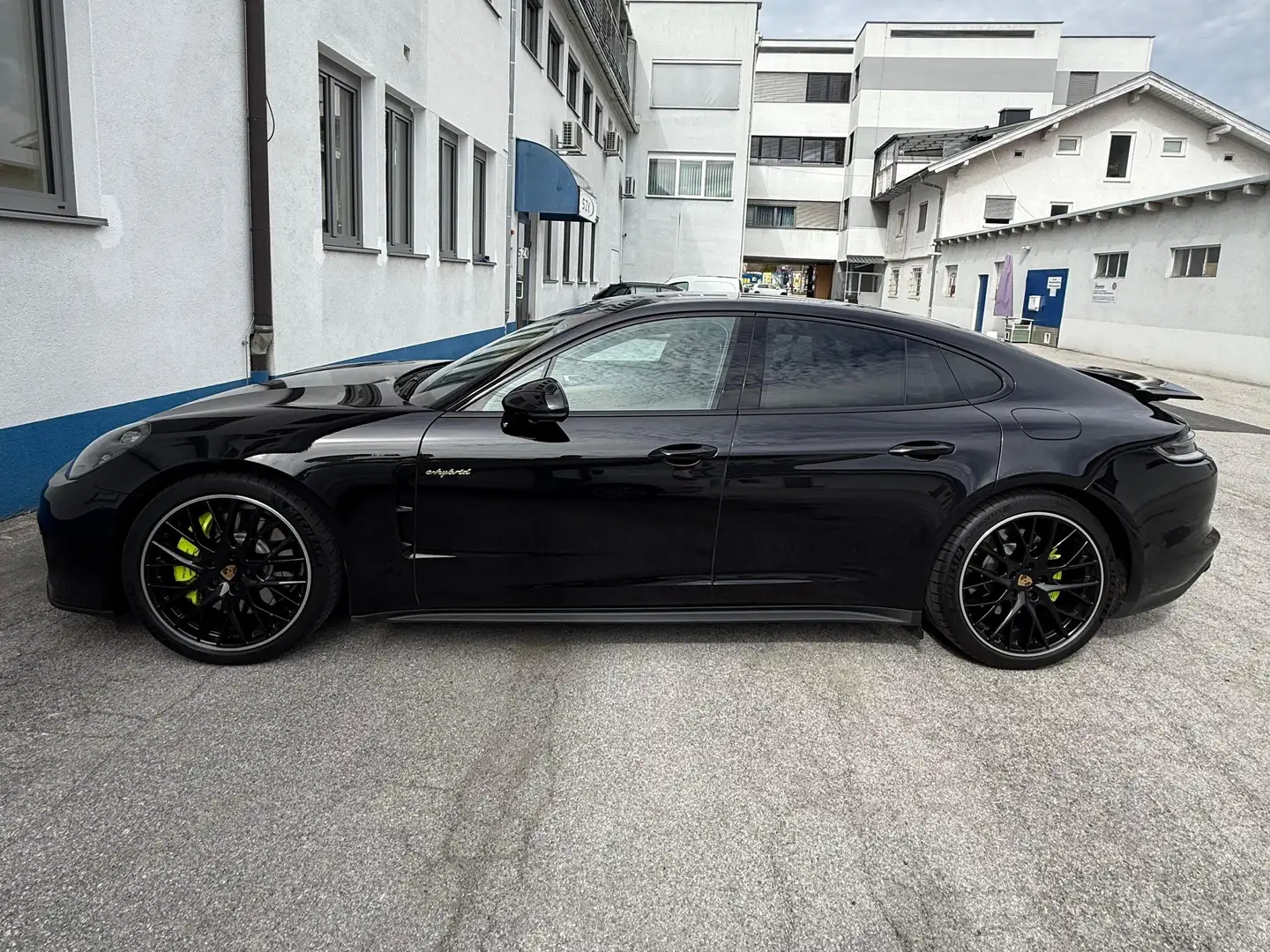 Porsche Panamera Panamera 4s E-Hybrid Schwarz - 2