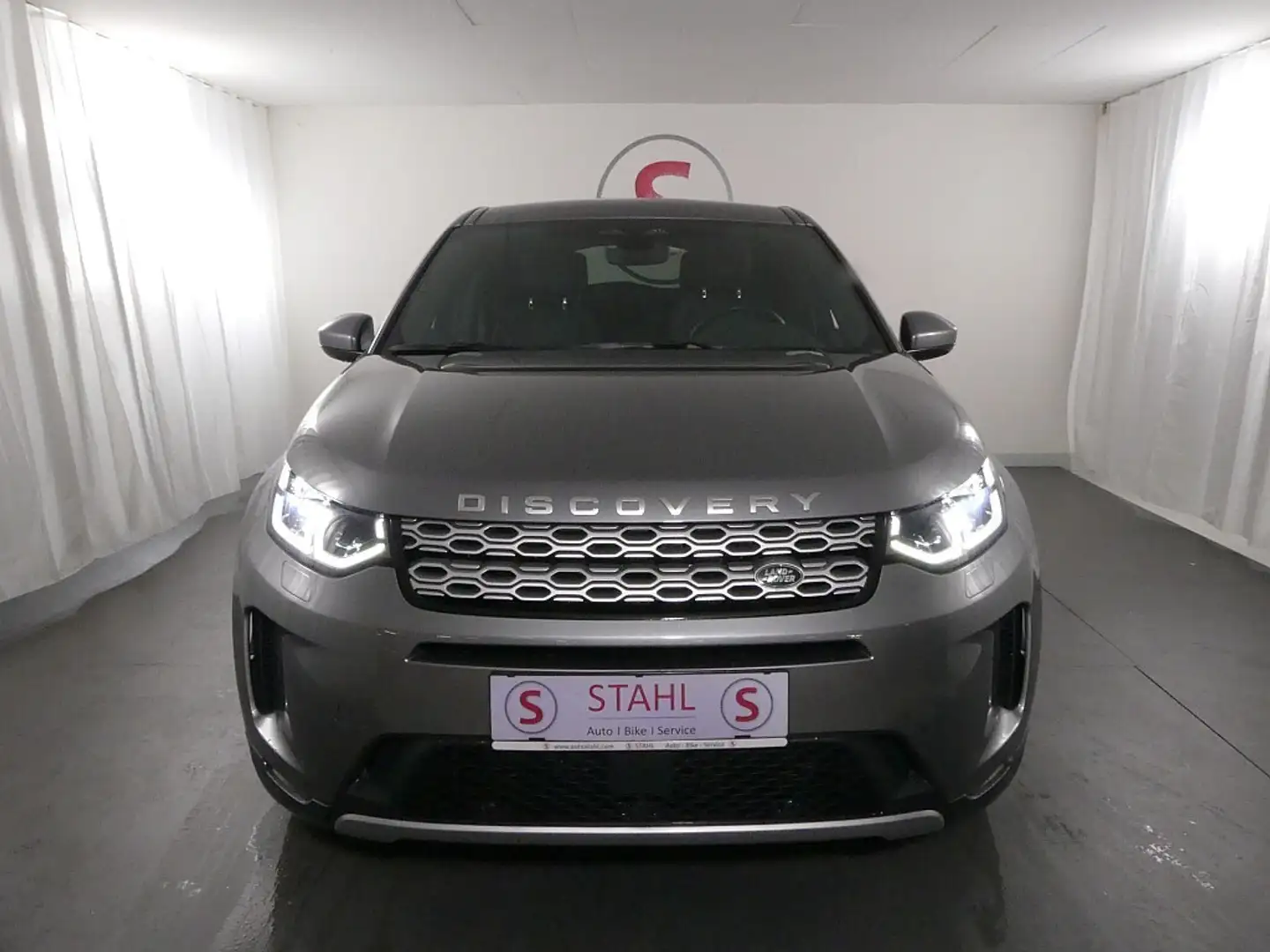 Land Rover Discovery Sport P300e SE Aut. | Auto Stahl Wien 23 Grau - 2