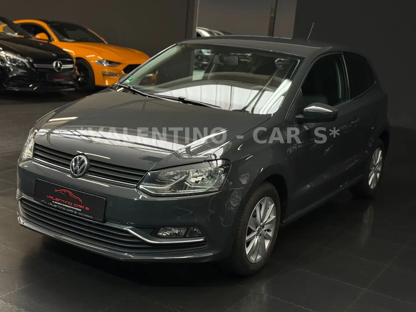 Volkswagen Polo V Comfortline BMT/Start-Stopp/DSG/PDC/ALU/ Grijs - 2
