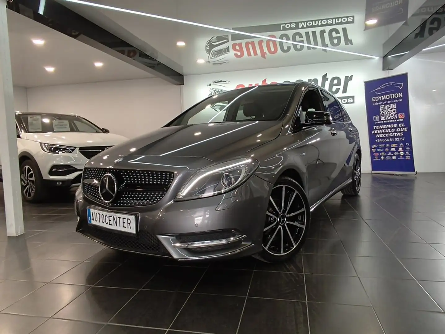 Mercedes-Benz B 180 CDI BlueEFFICIENCY Gris - 1