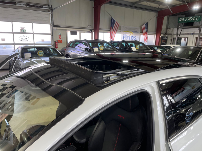 Kia ProCeed / pro_cee'd PRO CEE'D / PROCEED+1HAND+PANO+AHK+JBL+GARANTIE — photo 3
