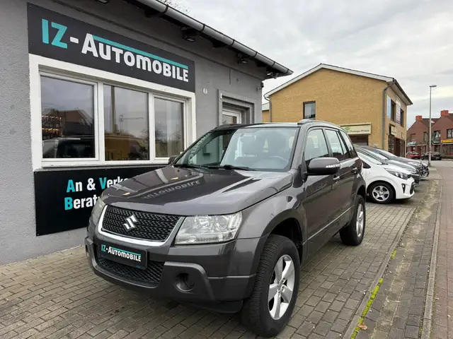 Suzuki Grand Vitara 2.4 VVT Club (5-trg.) 4WD    2.HAND