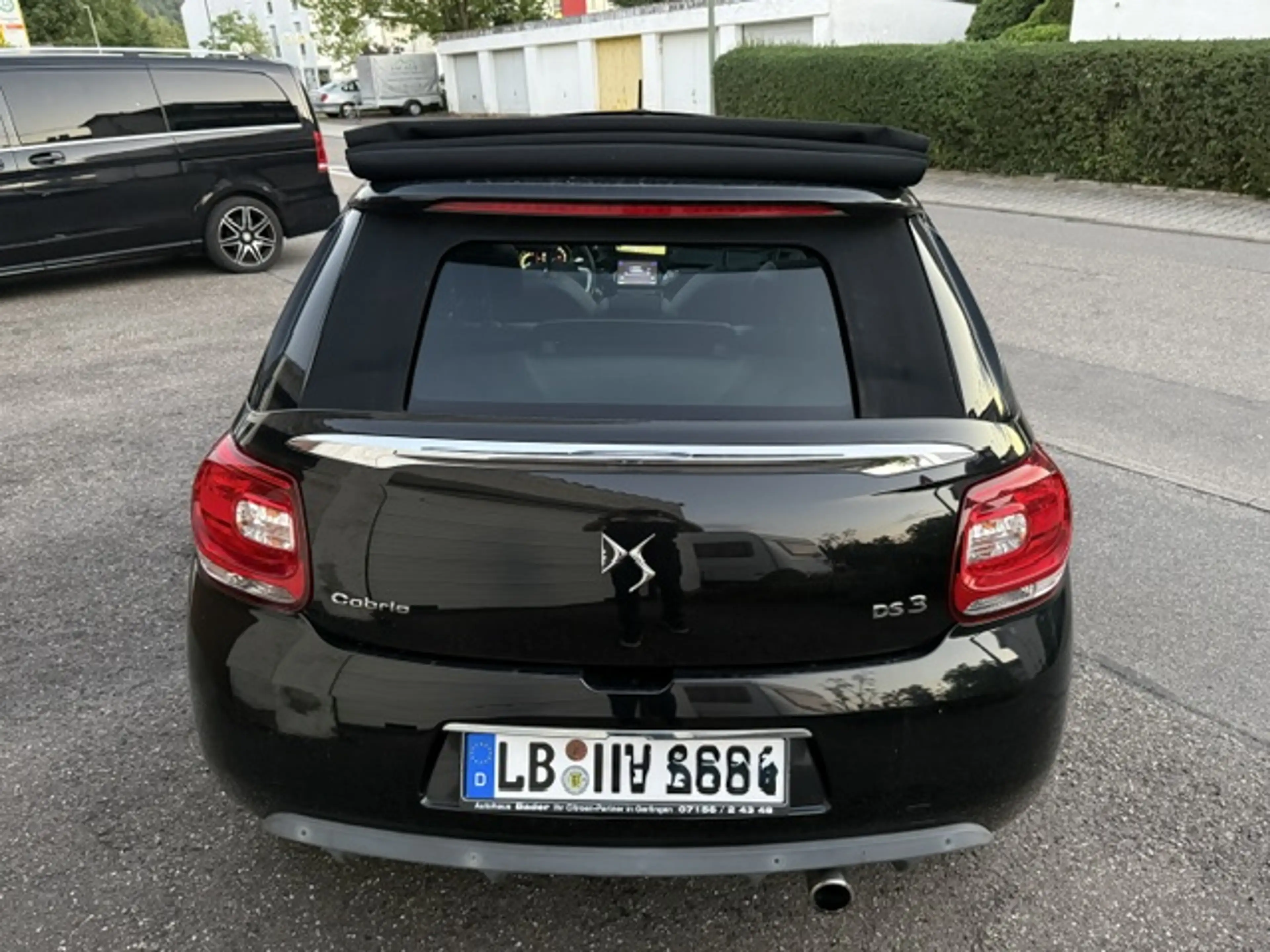 Citroen DS3 Cabrio SoChic 1.2l Klimaautomatik Sitzheizung Rückfahrkamera — photo 5