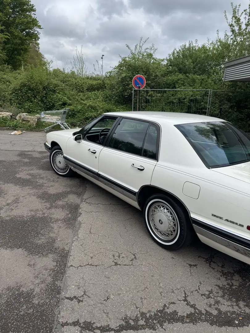 Buick Park Avenue 1991 US Version - 1