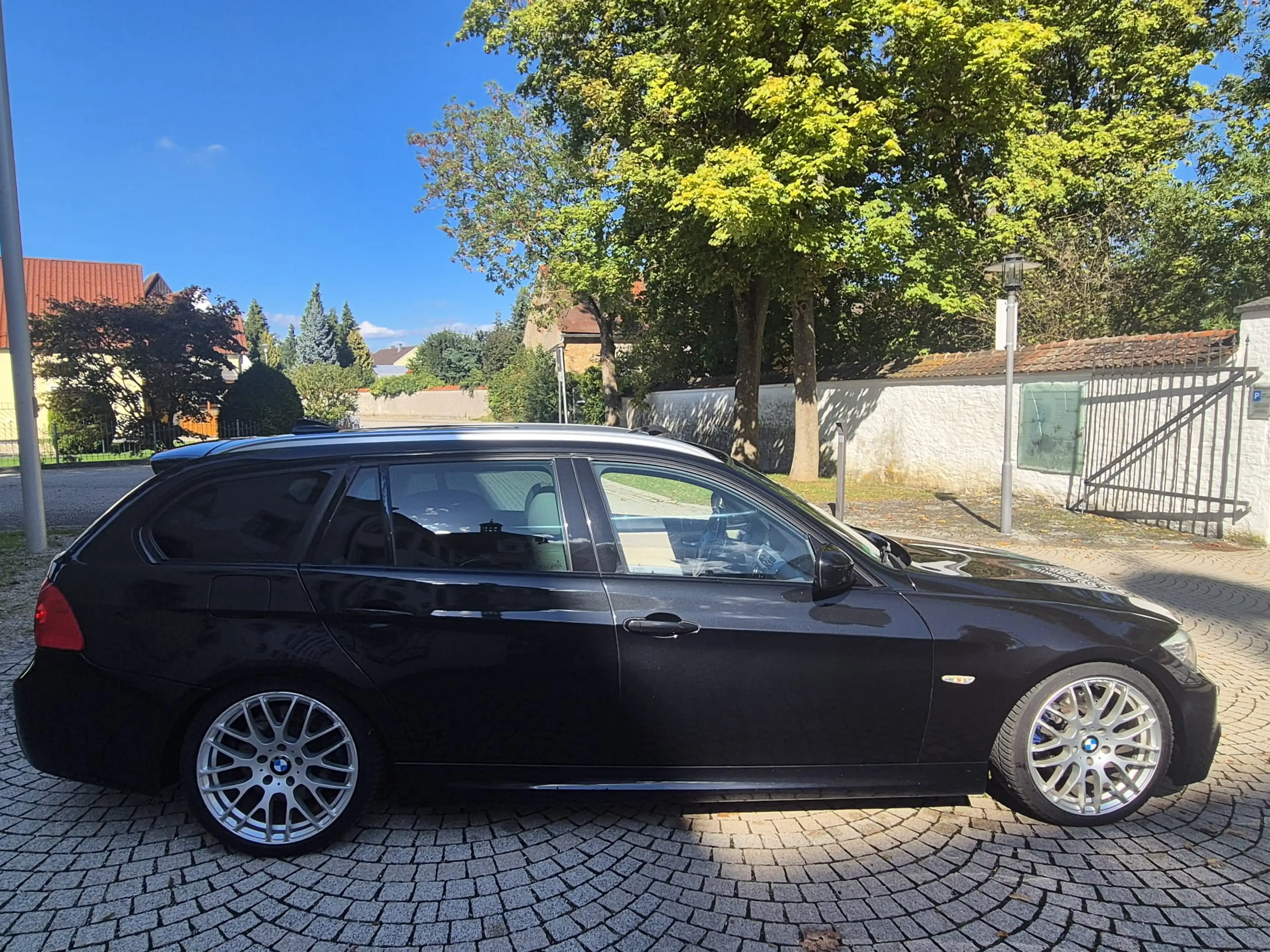 BMW 330 3er Touring Diesel 330d xDrive DPF Touring Aut. M Sport — photo 6
