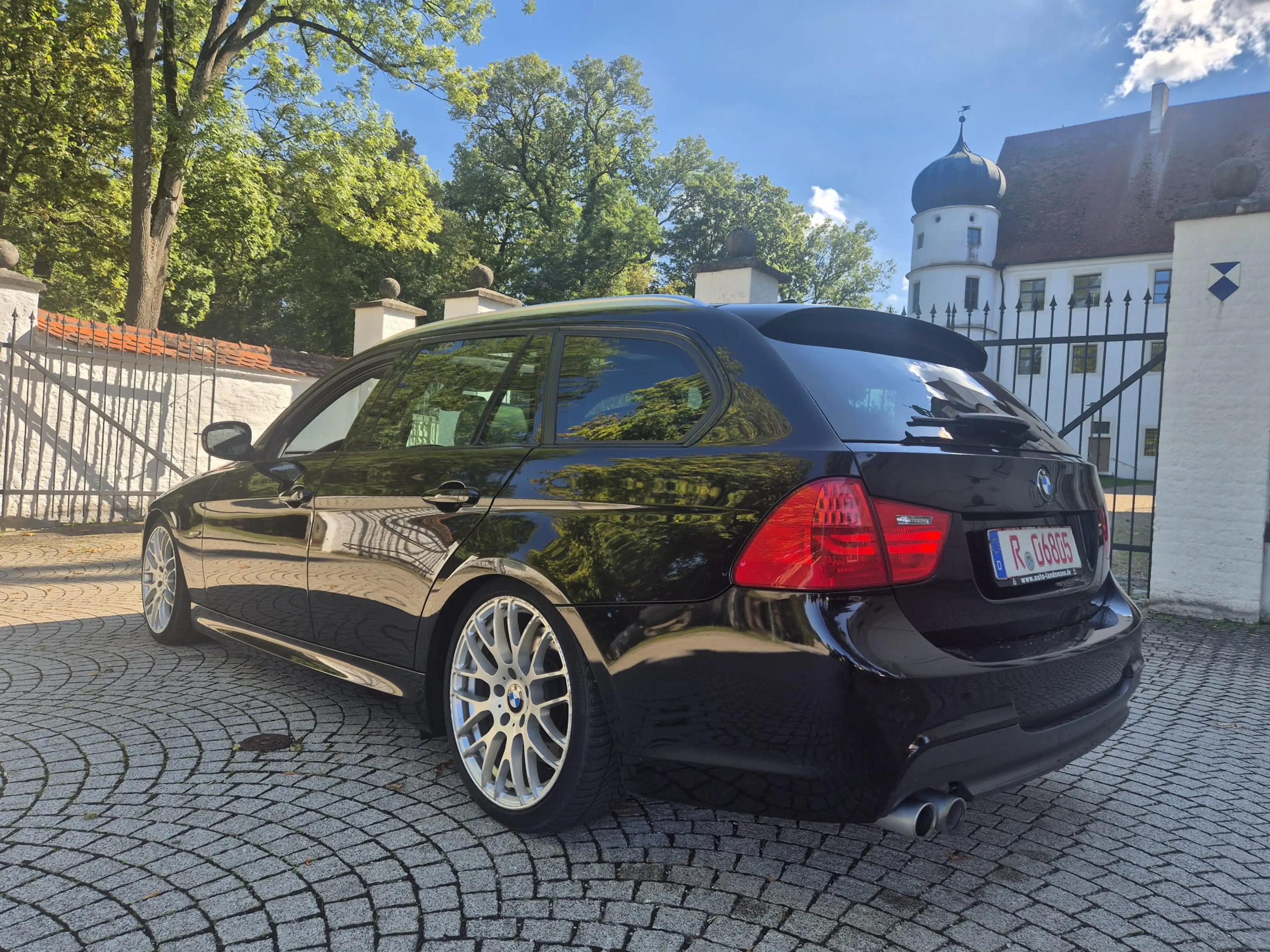 BMW 330 3er Touring Diesel 330d xDrive DPF Touring Aut. M Sport — photo 3