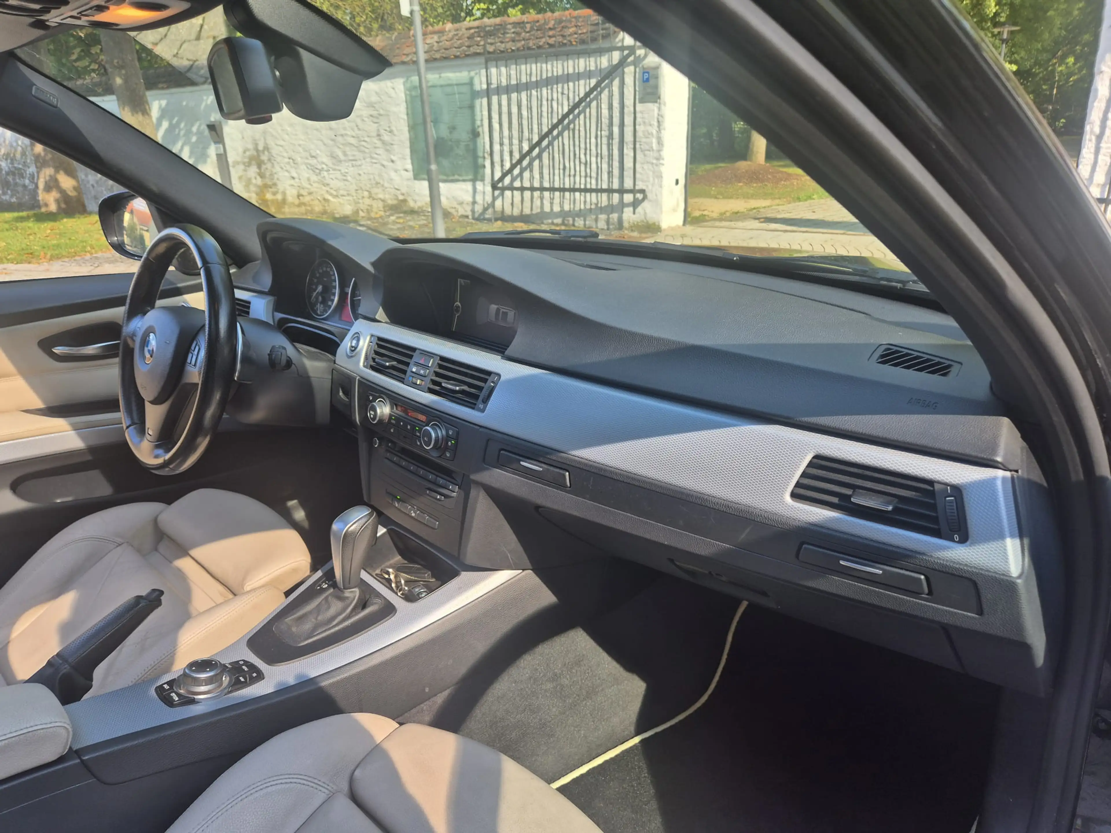 BMW 330 3er Touring Diesel 330d xDrive DPF Touring Aut. M Sport — photo 15