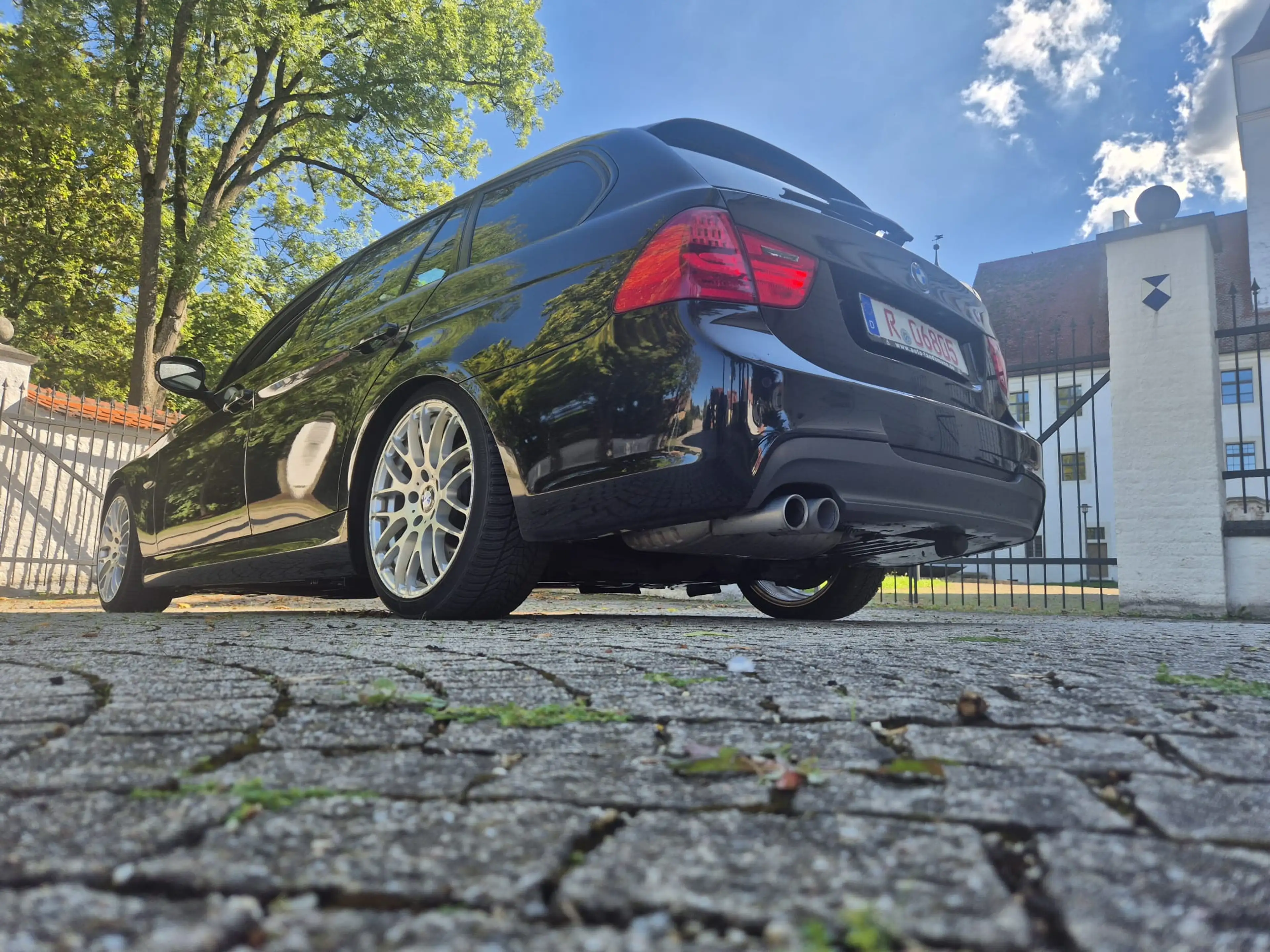 BMW 330 3er Touring Diesel 330d xDrive DPF Touring Aut. M Sport — photo 10