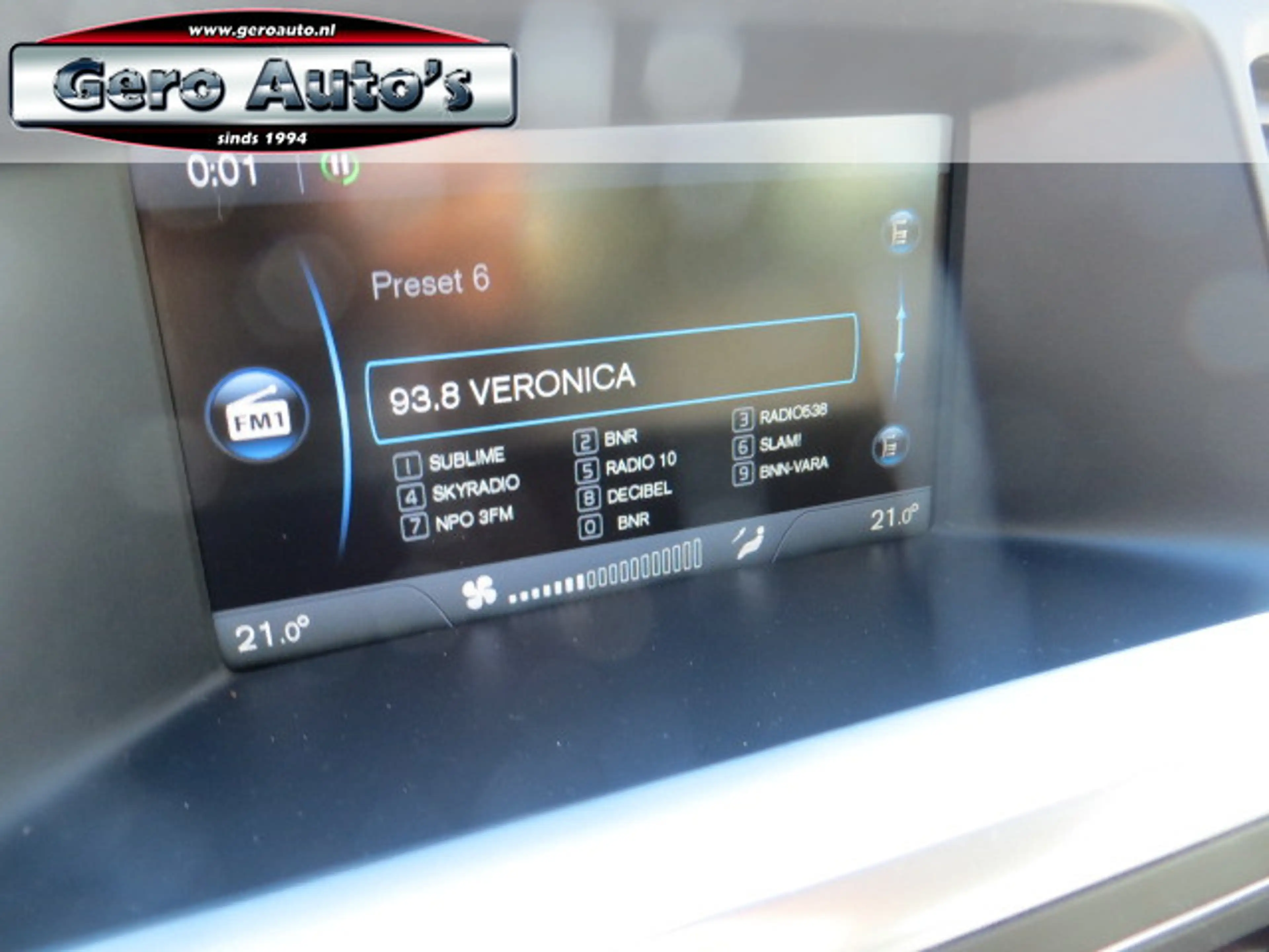 Volvo S60 1.6 T4 Kinetic 180 pk ,zeer nette auto ,prima onde — photo 9