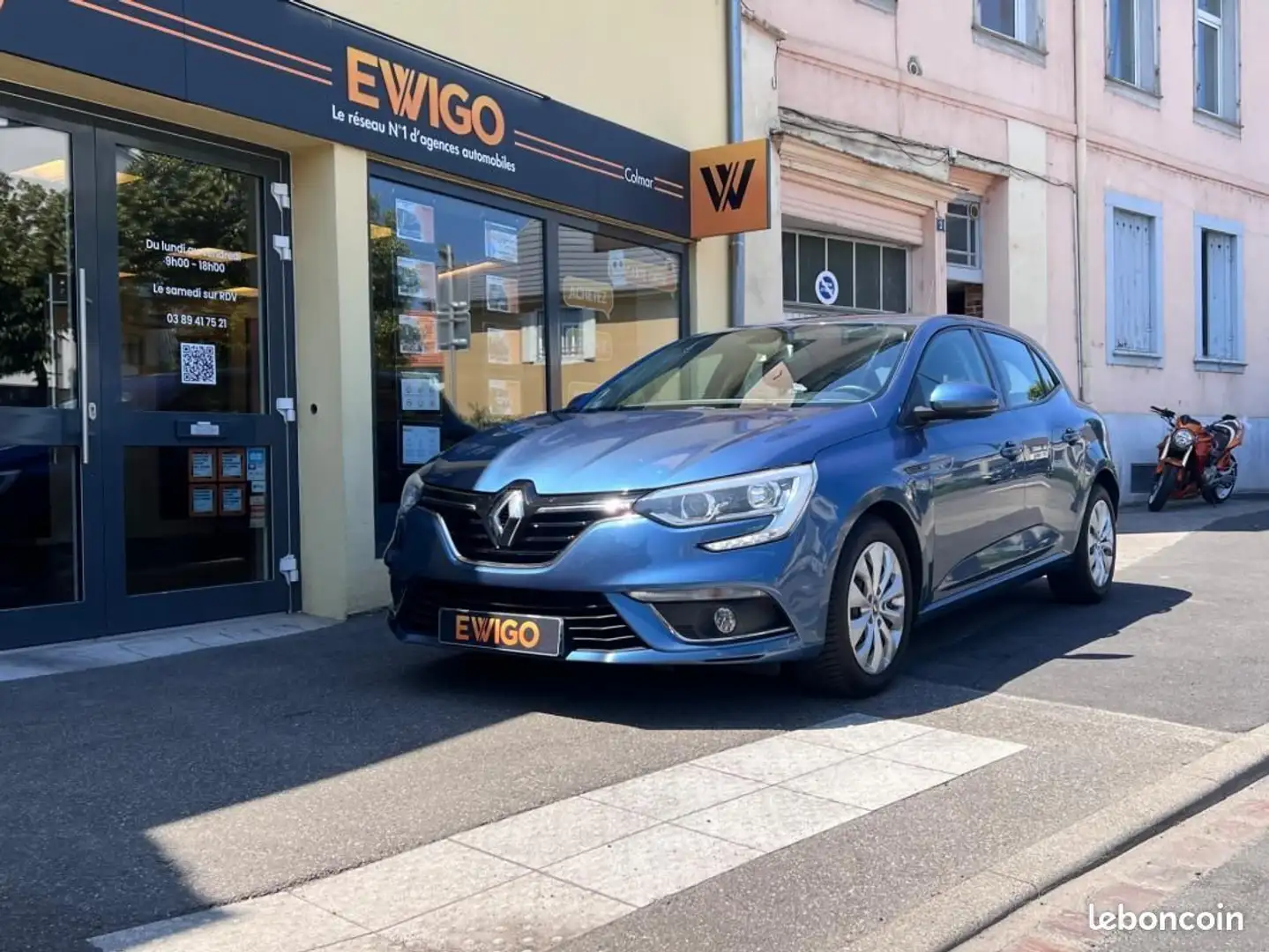 Renault Megane Mégane 1.2 TCE 100 LIFE PACK BUSINESS- GARANTIE 6  Bleu - 2