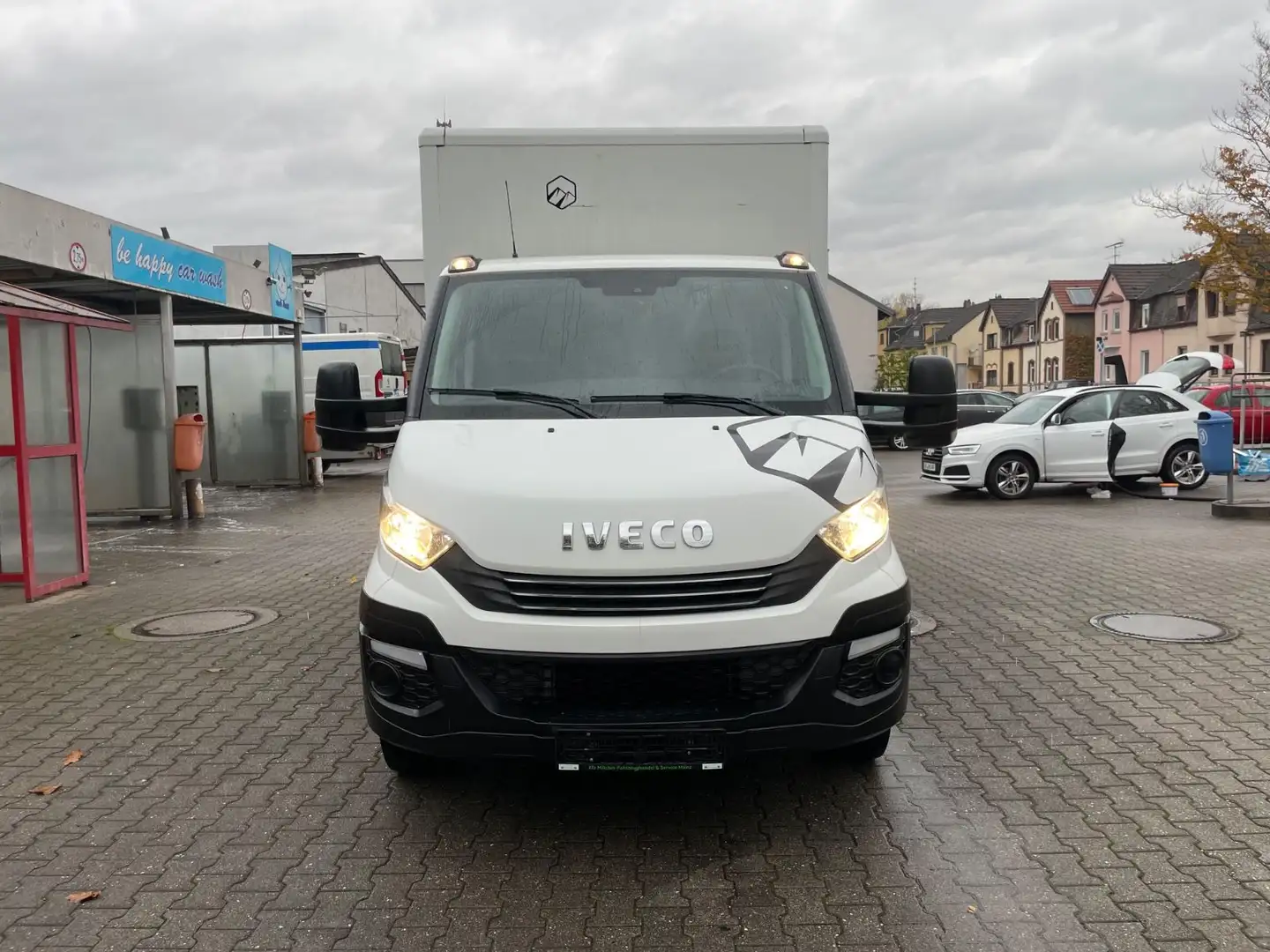 Iveco Daily 3,5tKoffer*Ladebordwand*Aut.Hi-Matic*Klima Weiß - 2
