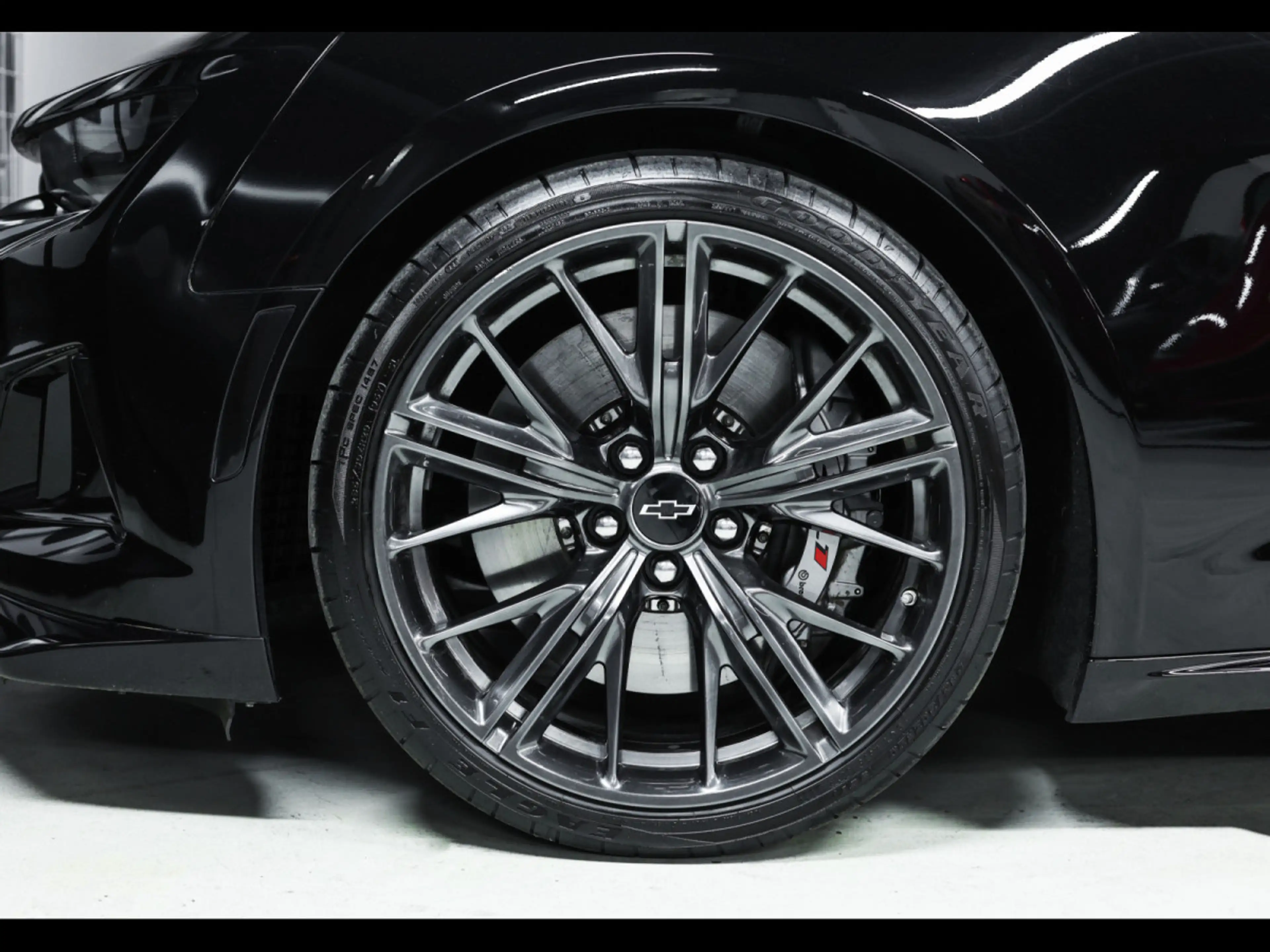 Chevrolet Camaro ZL1°MANUAL 6°PANO°RECARO°KEYLESS°BOSE°KAM°HUD — photo 8