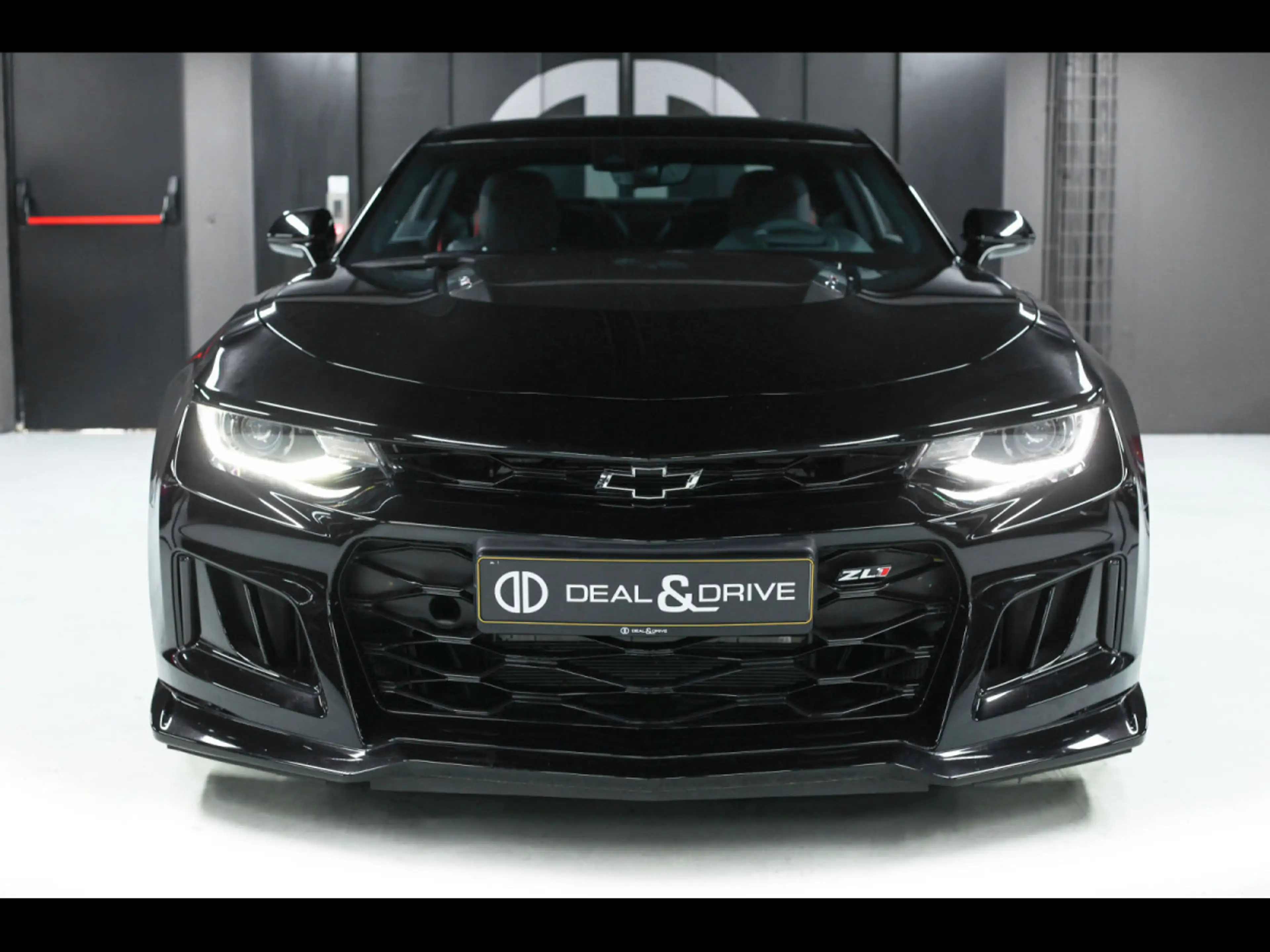 Chevrolet Camaro ZL1°MANUAL 6°PANO°RECARO°KEYLESS°BOSE°KAM°HUD — photo 5