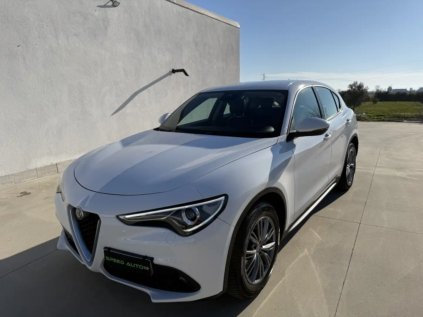Alfa Romeo Stelvio 2.2 t Super rwd 150cv auto Bianco - 1