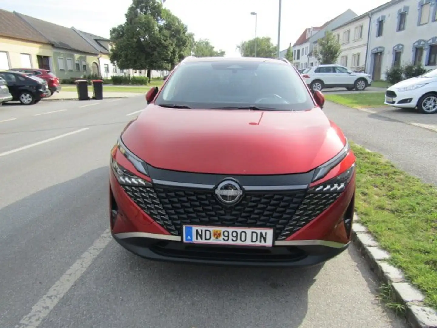 Nissan Qashqai 1,3 DIG-T MHEV 4x4 N-Connecta Xtronic N-Connecta Rot - 2