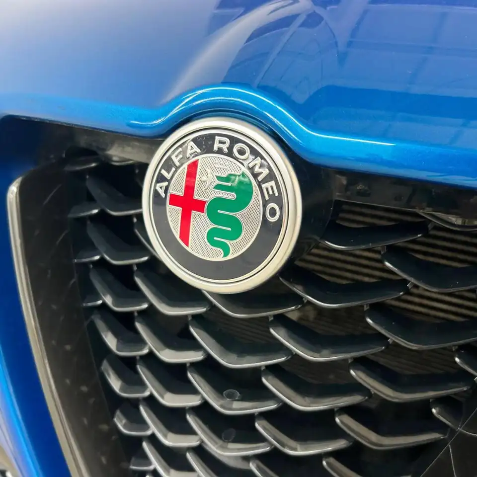 Alfa Romeo Stelvio 2024 — фото 39