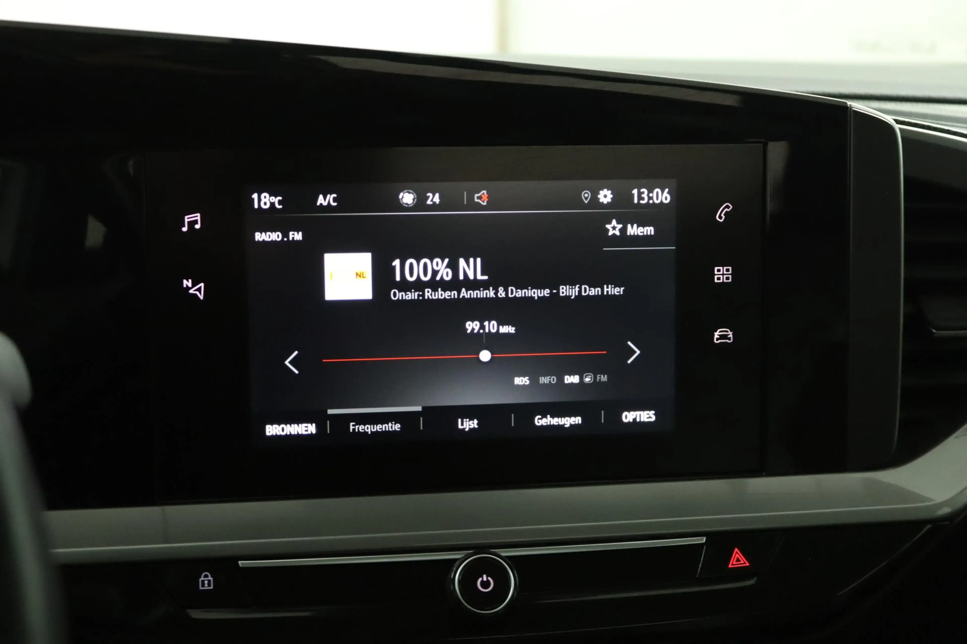 Opel Mokka-E Elegance 50-kWh 11kw Apple carplay/android auto | — photo 7