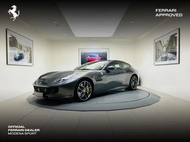 Ferrari GTC4 Lusso V8 3.9 T 610ch