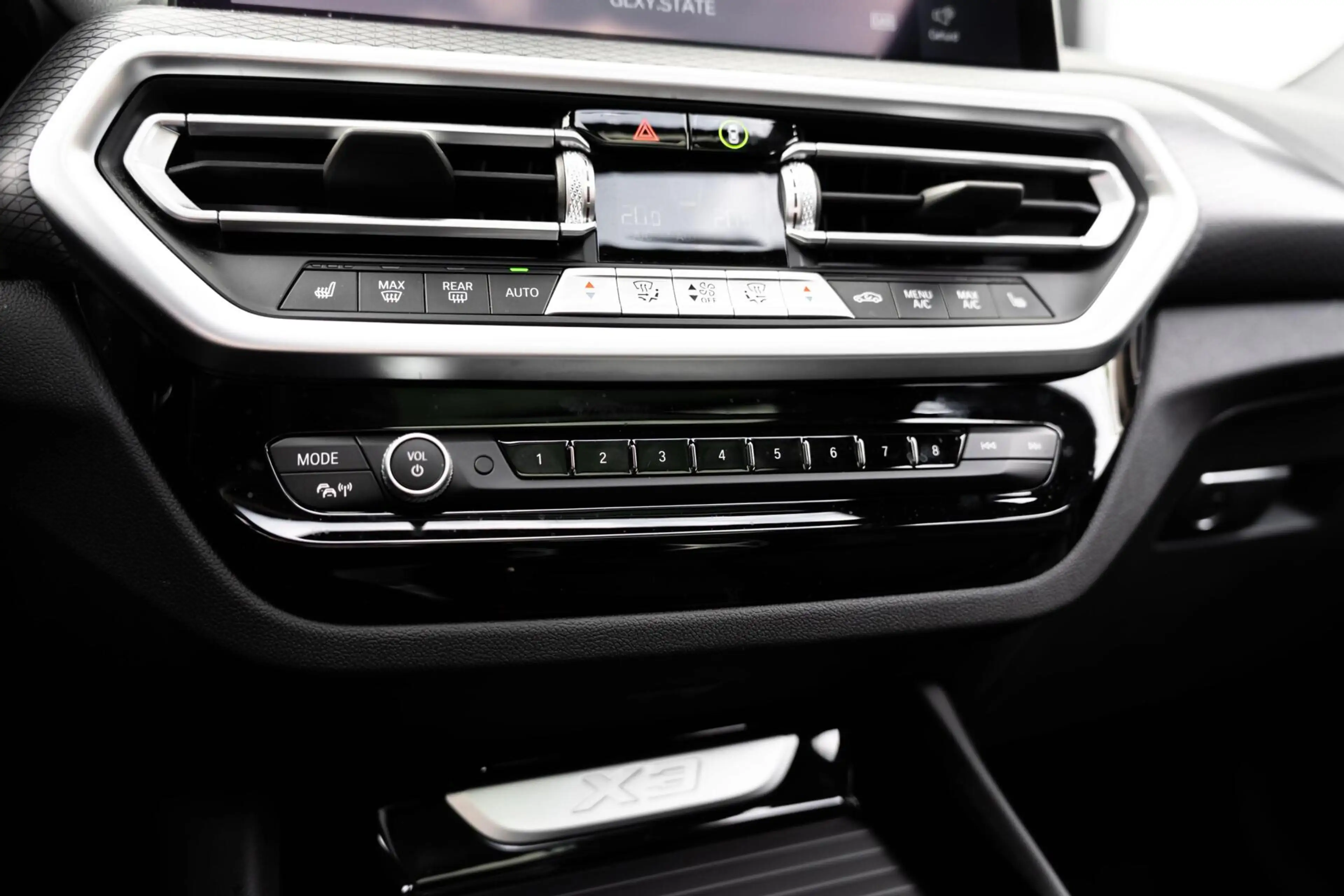 BMW X3 XDrive30e M-sport H&K 360 Pano HUD Trekhaak Memory — photo 45