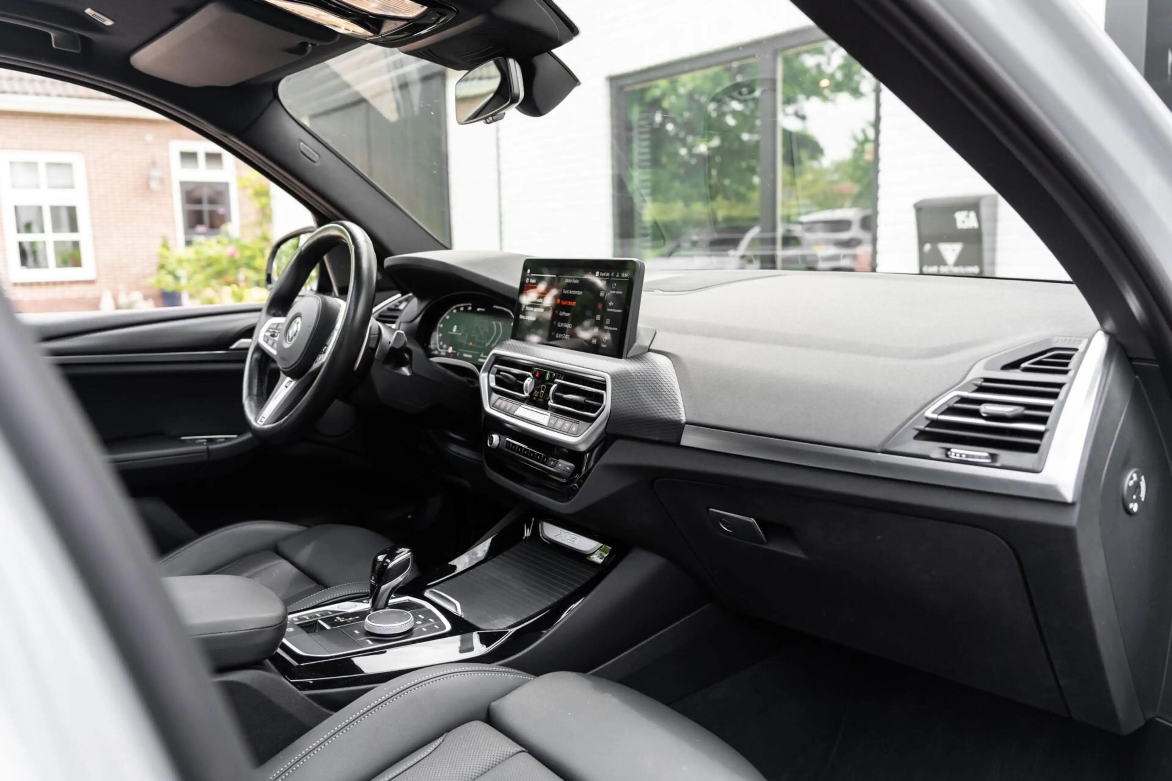 BMW X3 XDrive30e M-sport H&K 360 Pano HUD Trekhaak Memory — photo 19