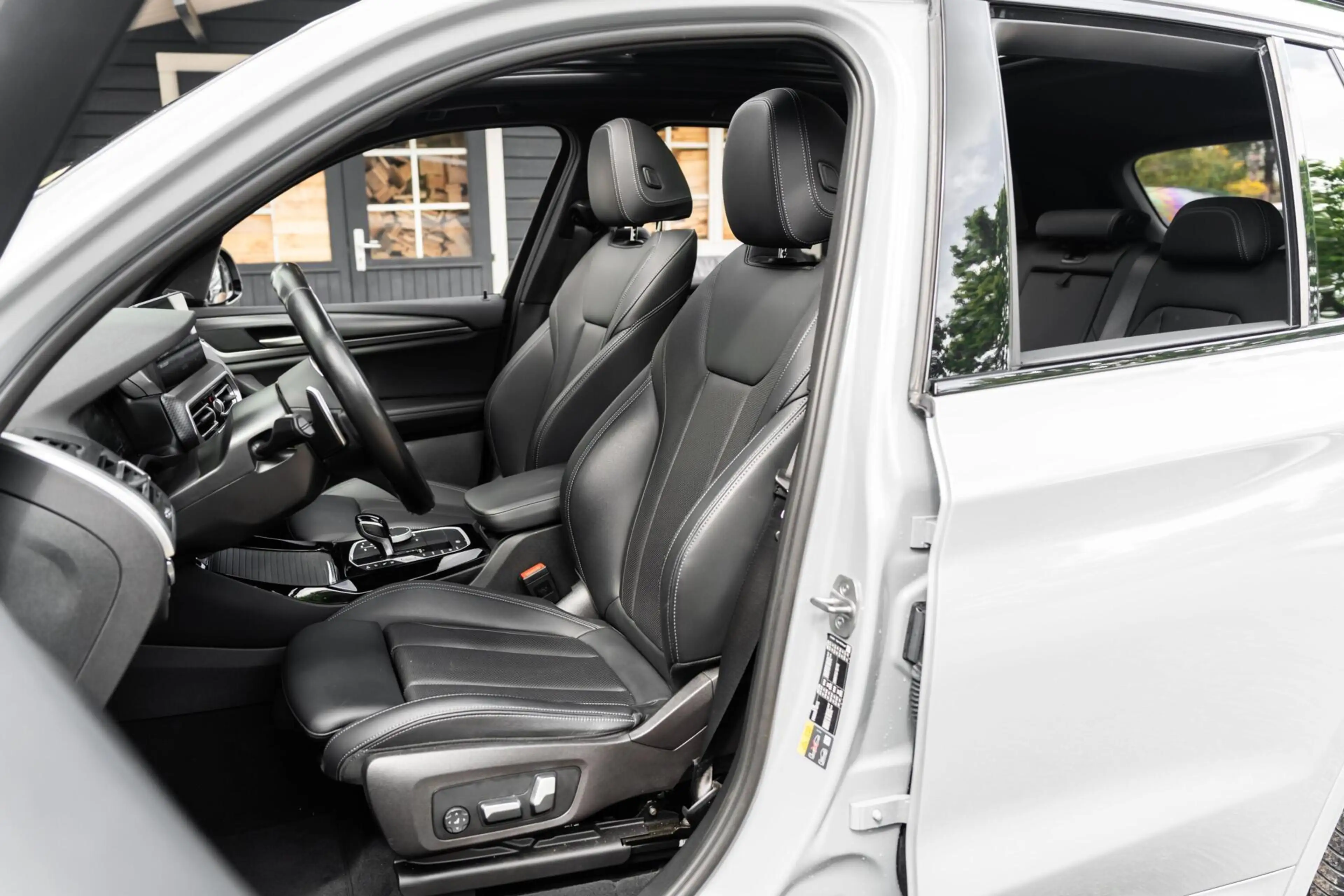 BMW X3 XDrive30e M-sport H&K 360 Pano HUD Trekhaak Memory — photo 20