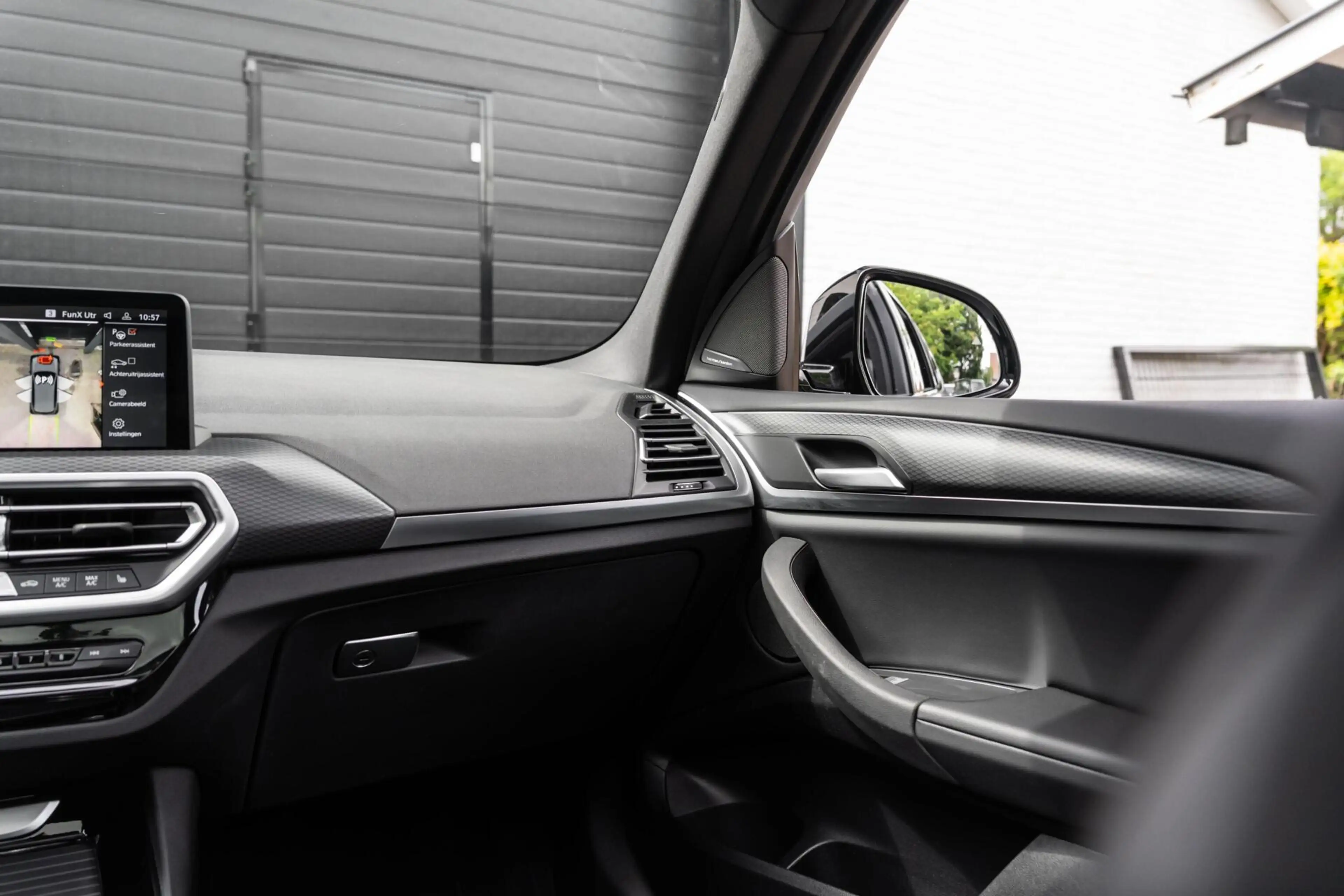 BMW X3 XDrive30e M-sport H&K 360 Pano HUD Trekhaak Memory — photo 27