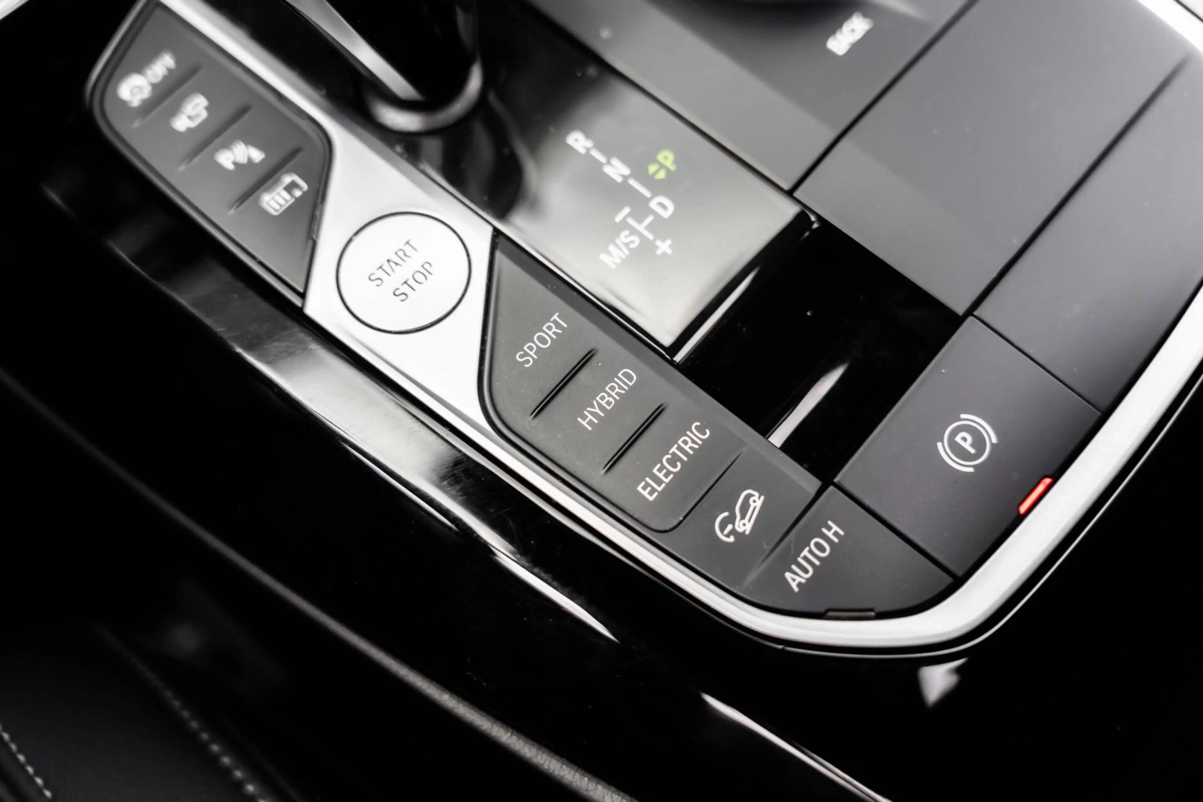 BMW X3 XDrive30e M-sport H&K 360 Pano HUD Trekhaak Memory — photo 41