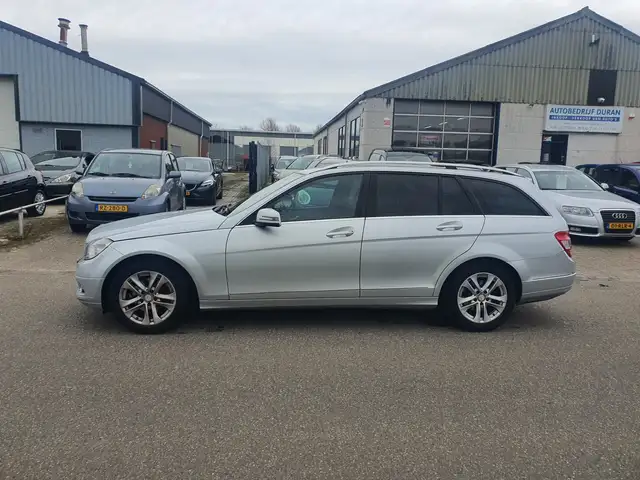 Mercedes-Benz C-Class view 7