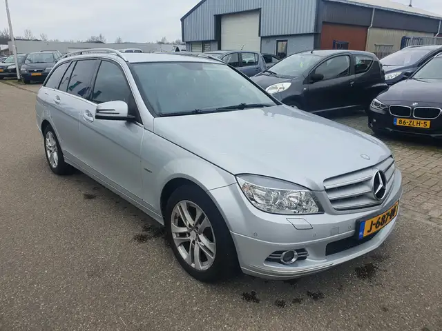 Mercedes-Benz C-Class view 2