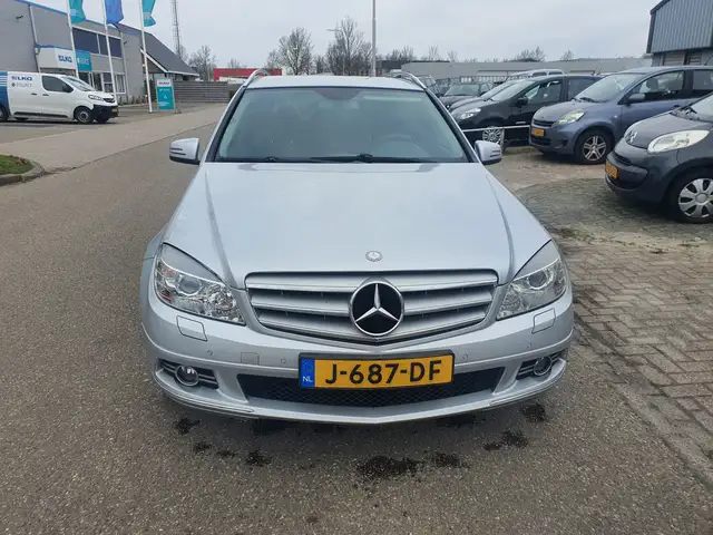 Mercedes-Benz C-Class view 12