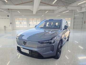 TWIN MOTOR ULTRA AWD SUV