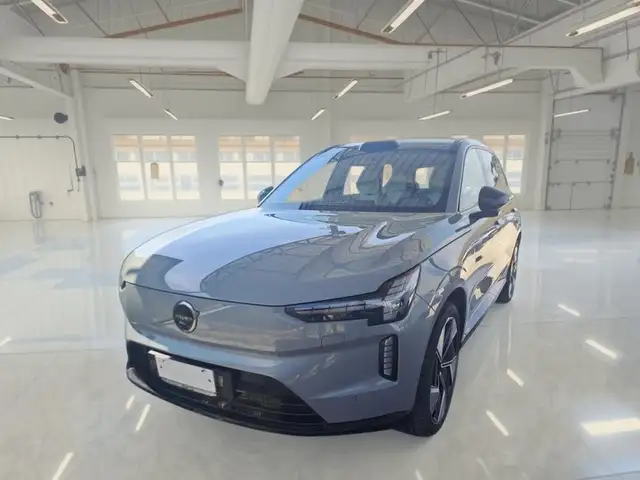 Volvo EX90