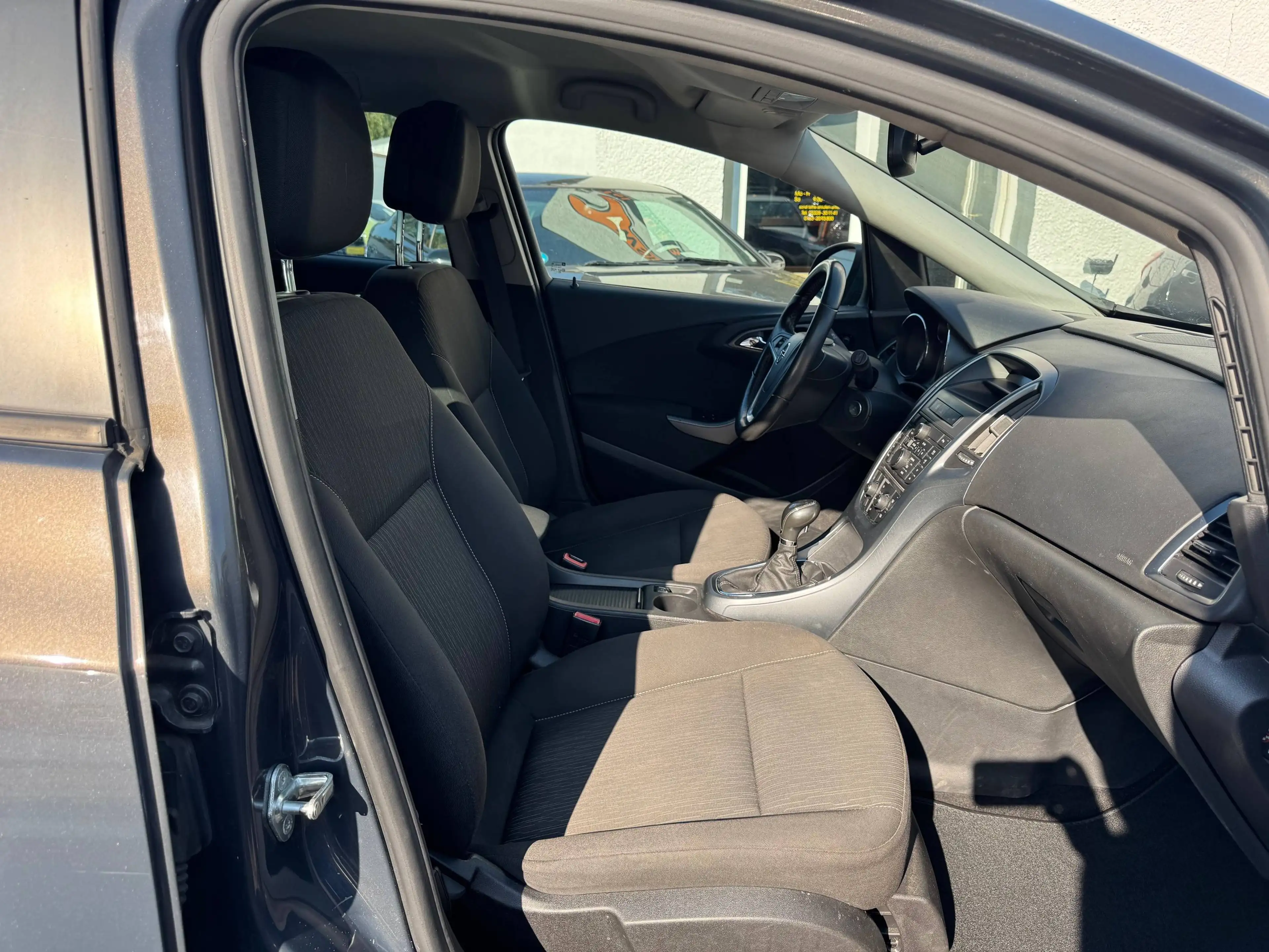 Opel Astra Kombi, Edition *1.Hand! VIELES NEU* — photo 12