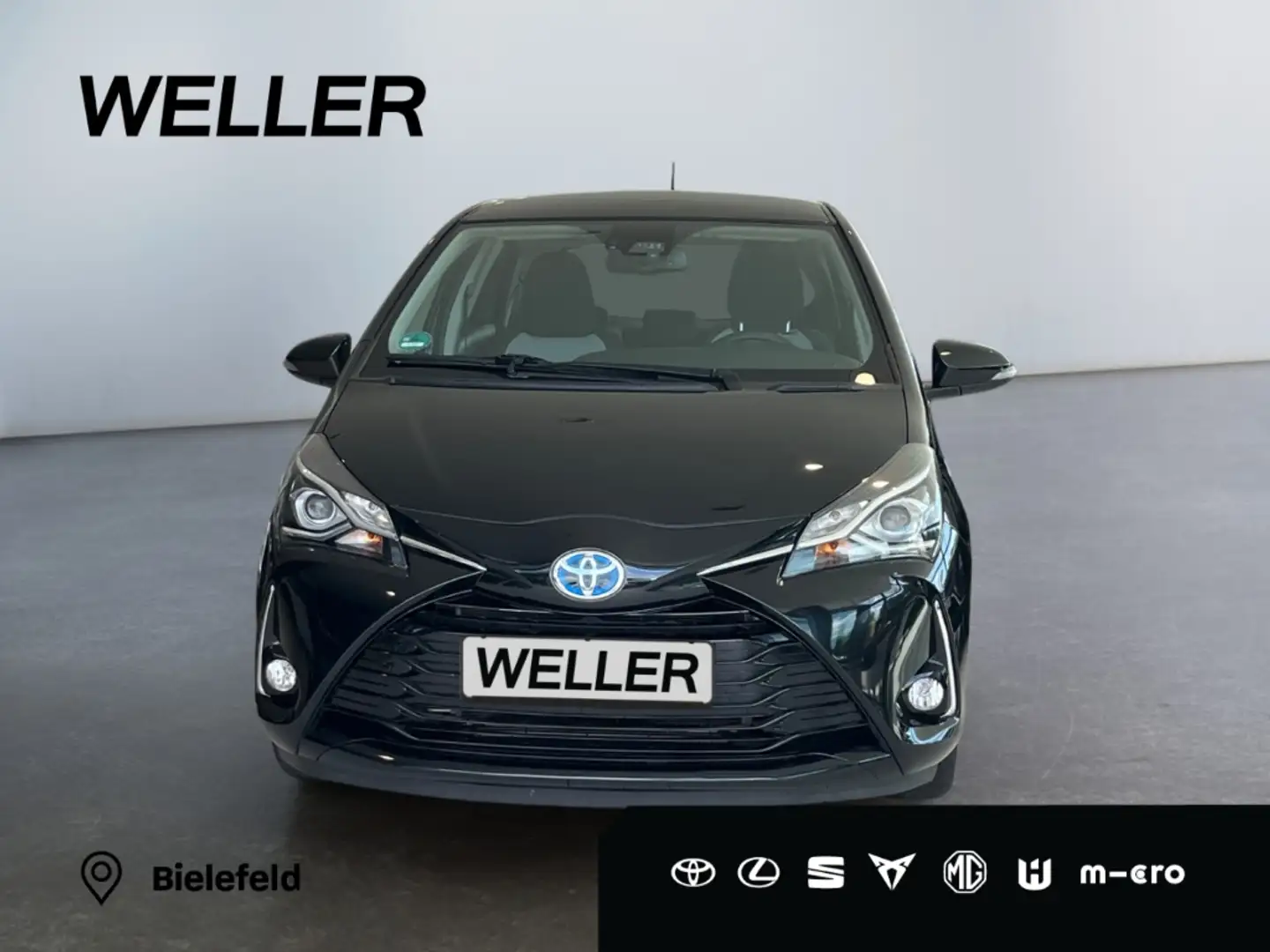 Toyota Yaris Hybrid 1.5 Team D *Kamera*SHZ*SmartKey*BT* Schwarz - 2