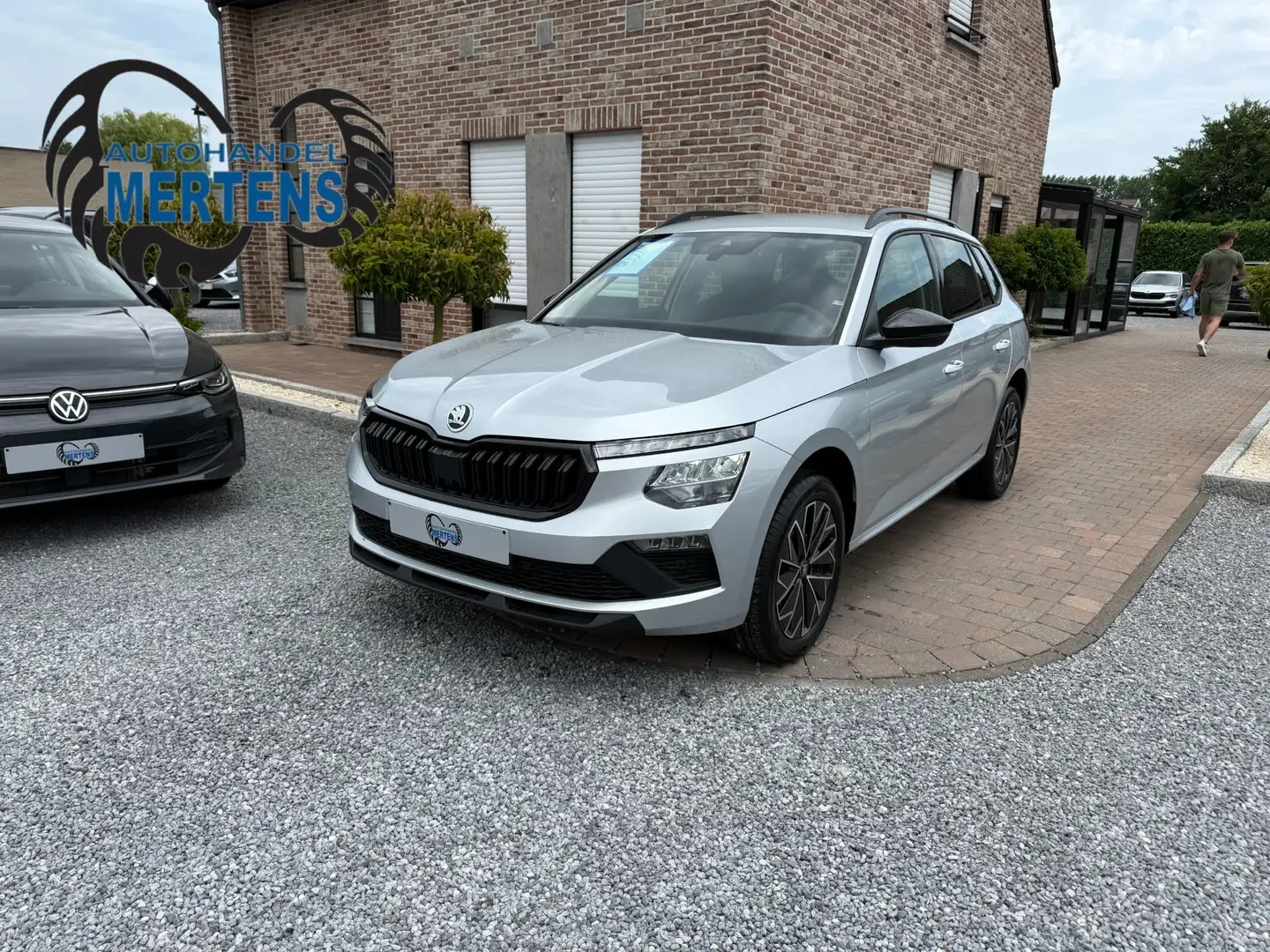 Skoda Kamiq 1.0 TSI Selection+BLACK/PACK DSG AR/CAM NIEUW 0KM Argent - 1